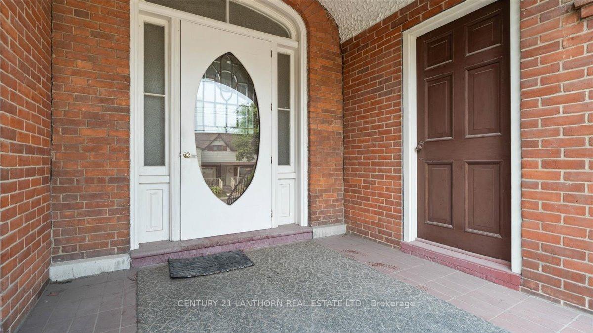 Photo 3 of 35 King Street, Prince Edward County, Picton Ward — HOMEH