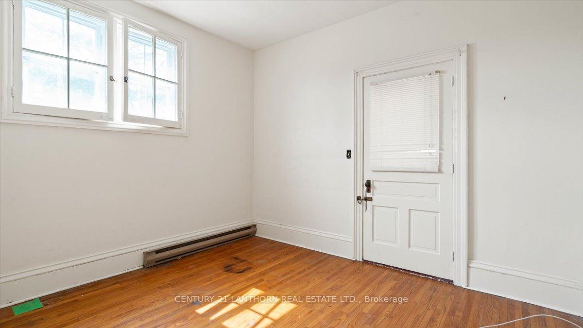 Photo 21 of 35 King Street, Prince Edward County, Picton Ward — HOMEH