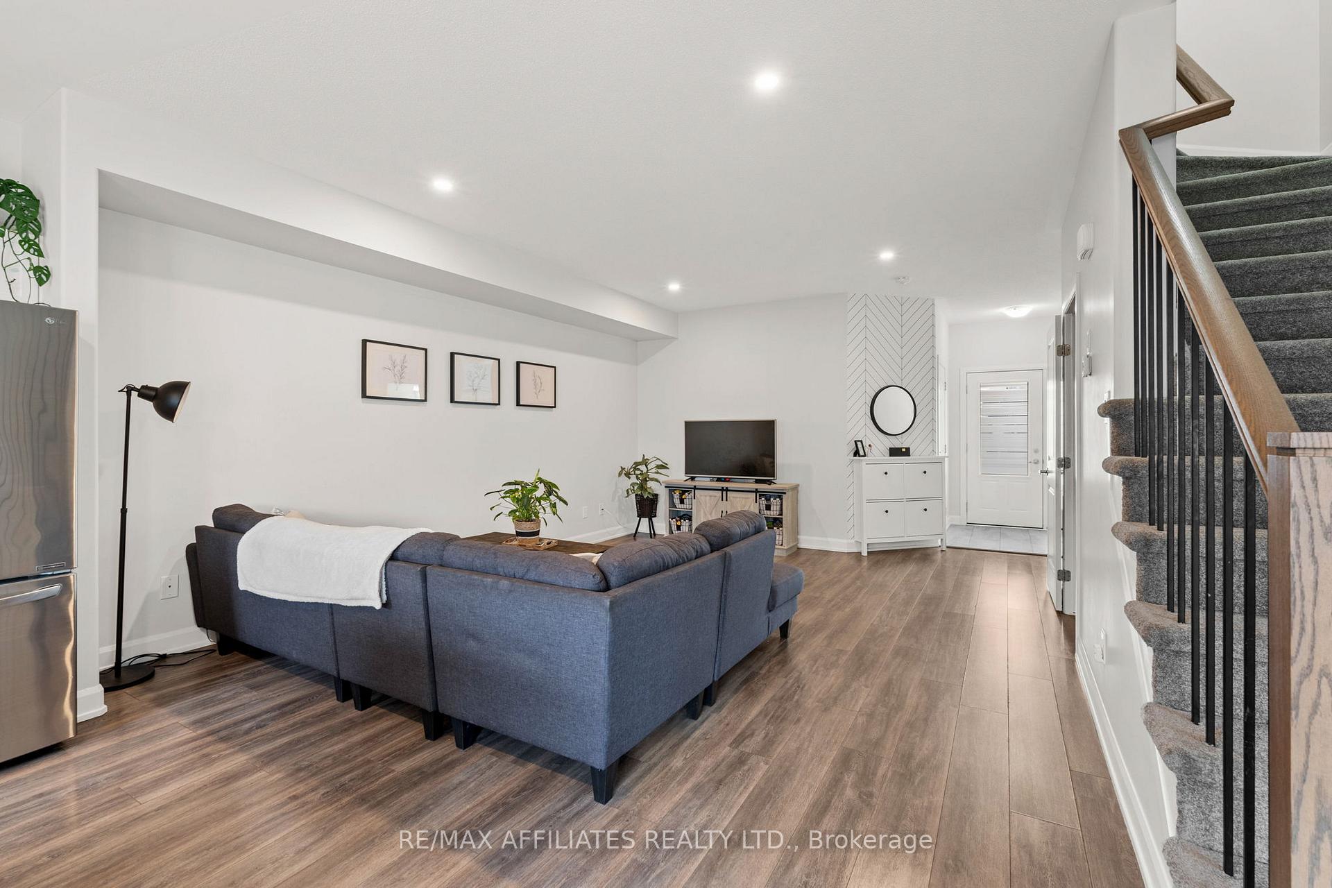 Photo 6 of 78 Stonehaven Way, Arnprior — HOMEH