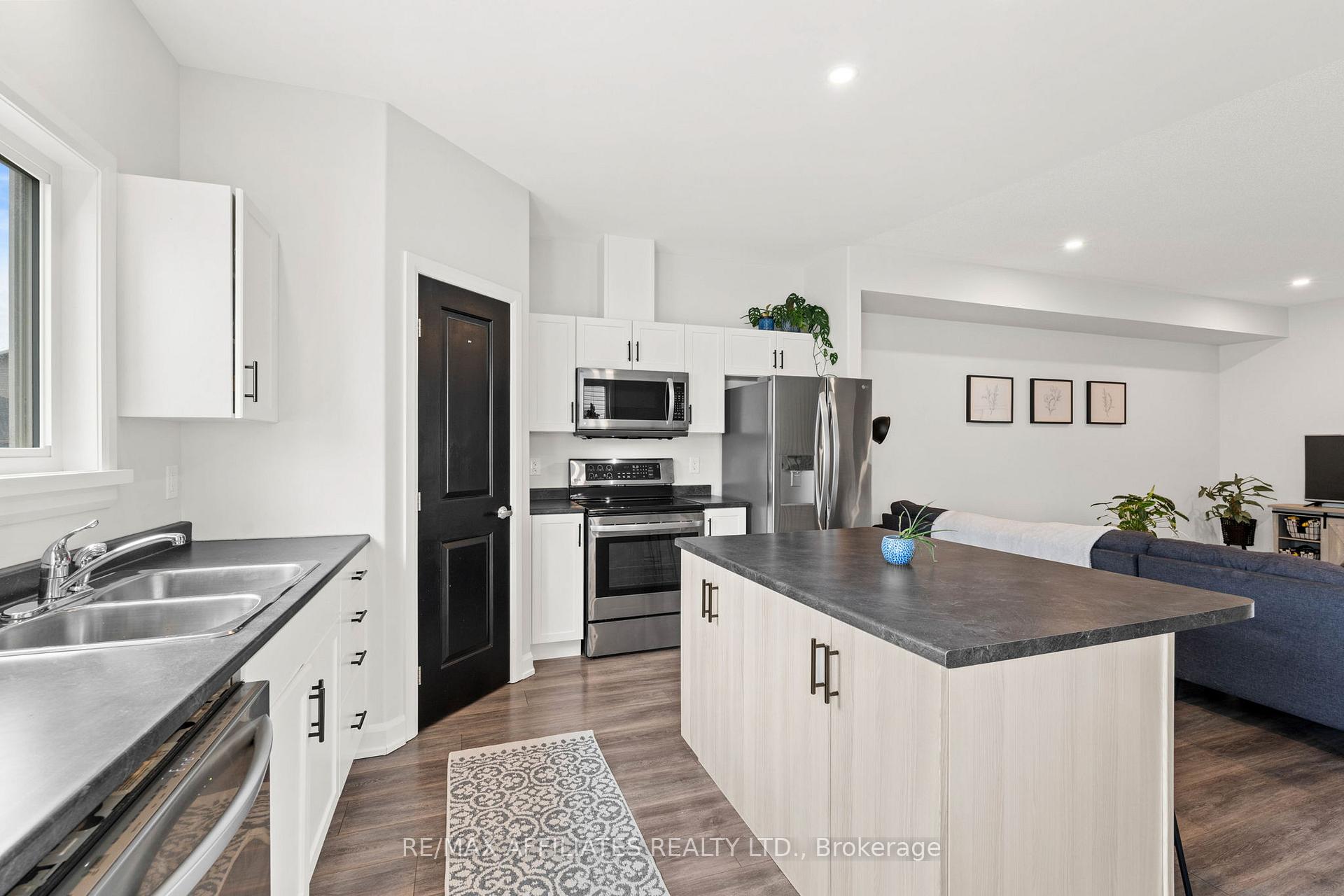 Photo 13 of 78 Stonehaven Way, Arnprior — HOMEH