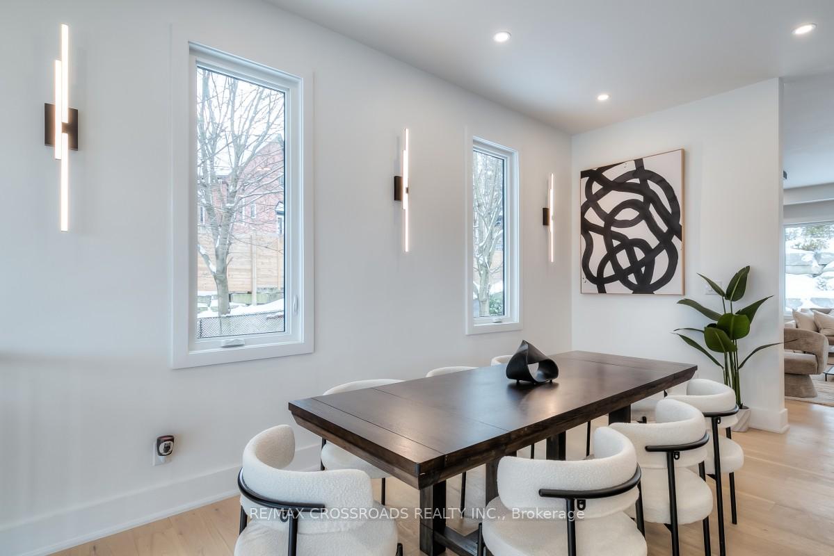 Photo 6 of 696 Hillview Crescent, Pickering, West Shore — HOMEH