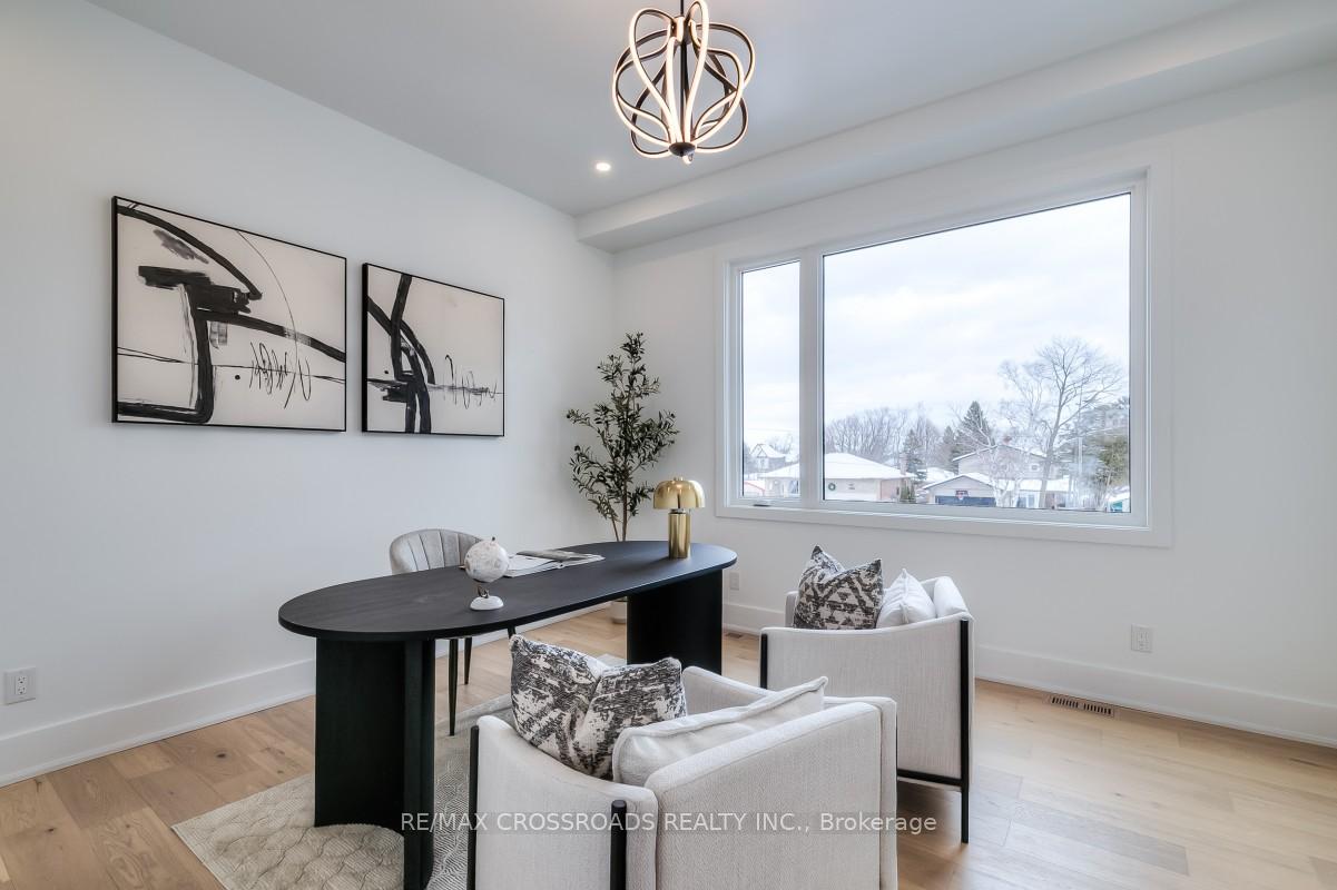 Photo 14 of 696 Hillview Crescent, Pickering, West Shore — HOMEH