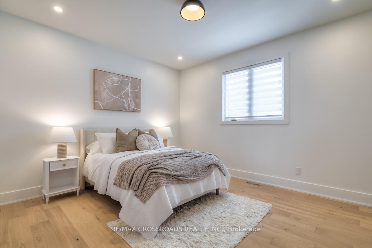 Photo 28 of 696 Hillview Crescent, Pickering, West Shore — HOMEH