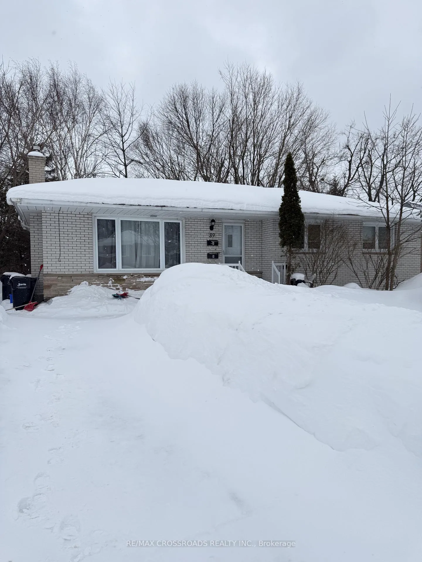 Front of Unit Upper, 89 Ottaway Avenue