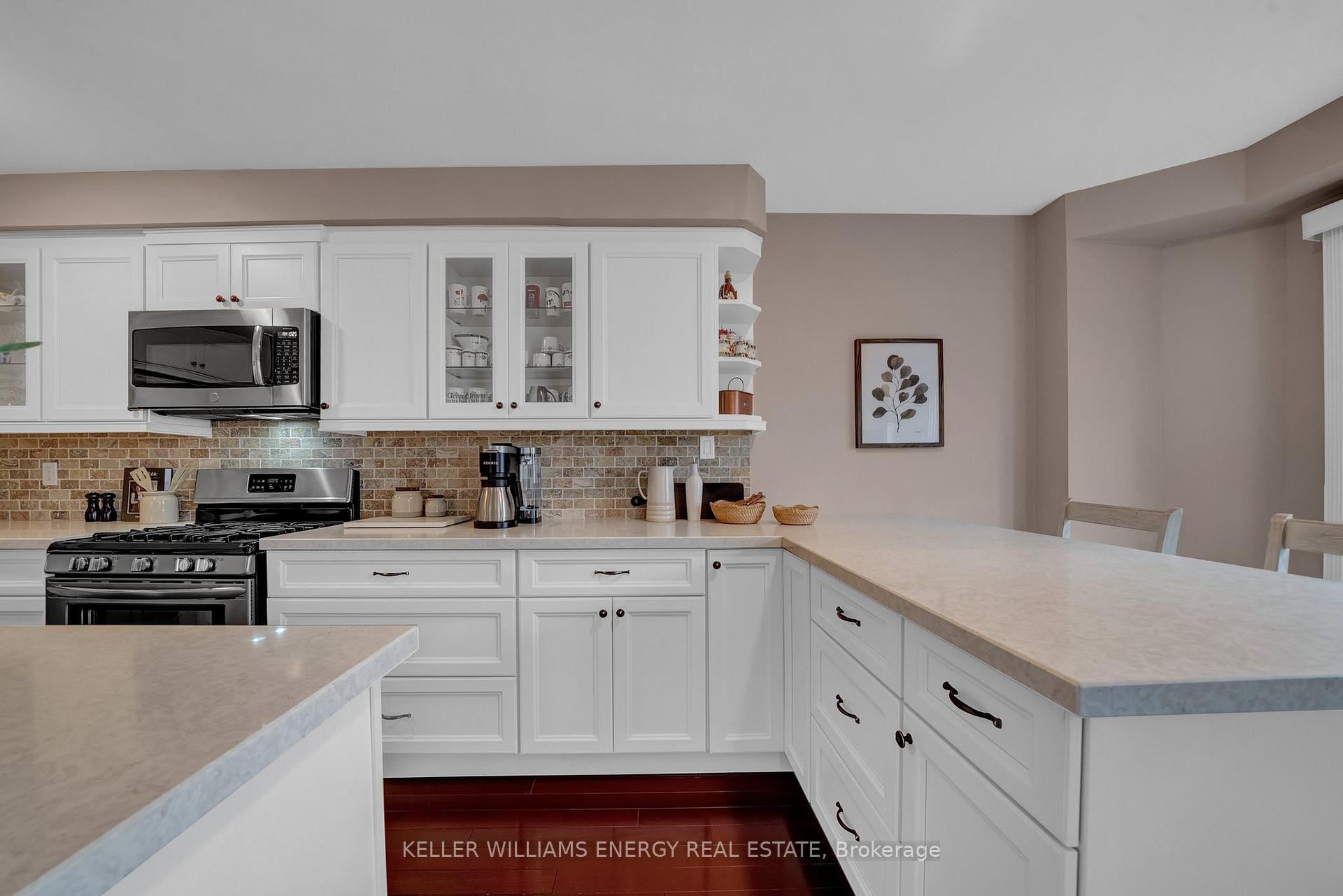 Photo 5 of 120 Hibbard Drive, Ajax, Central — HOMEH