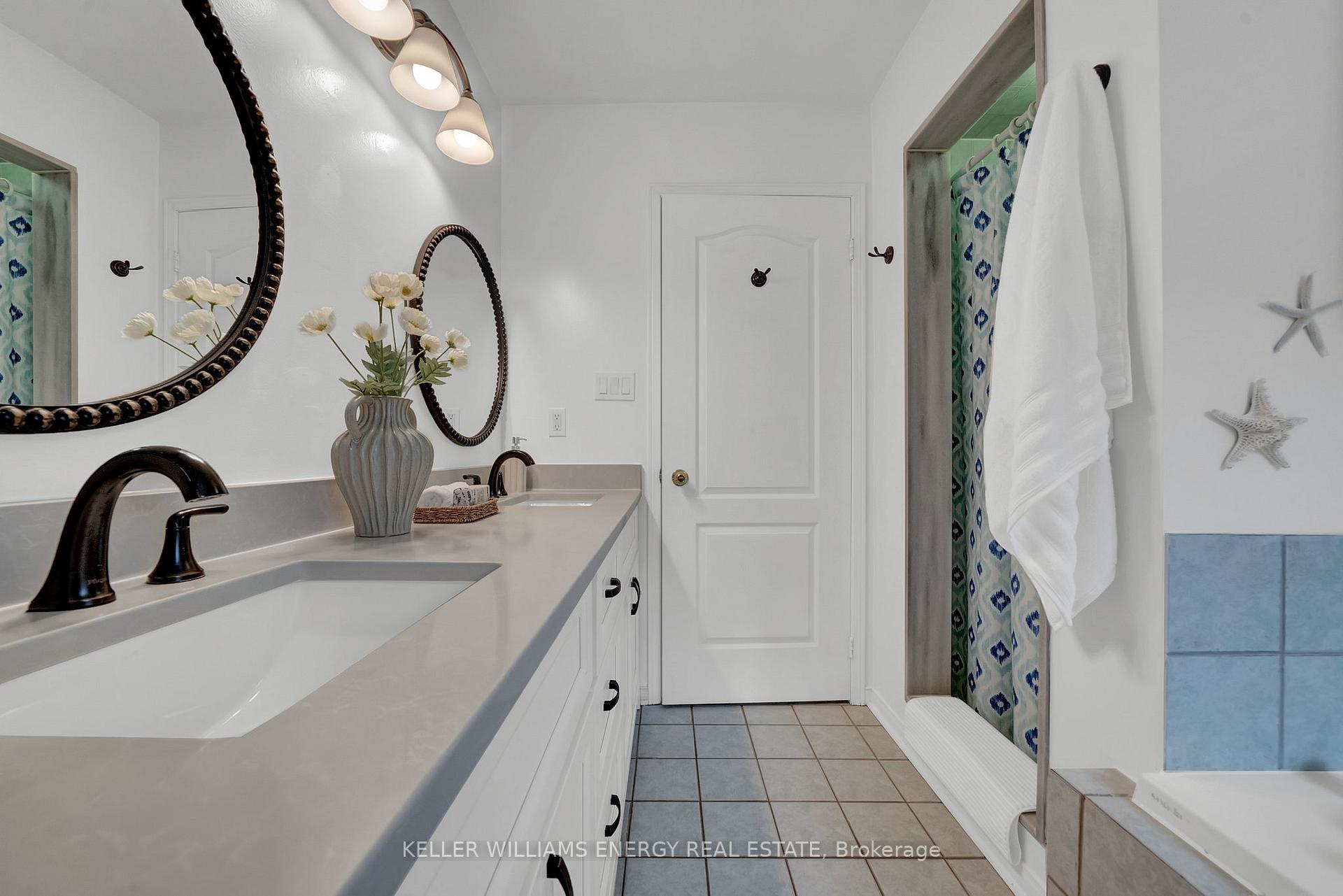 Photo 33 of 120 Hibbard Drive, Ajax, Central — HOMEH