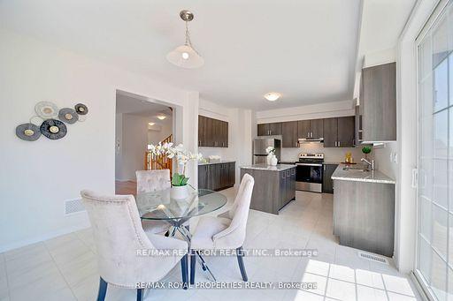 Photo 10 of 352 Coronation Road, Whitby, Rural Whitby — HOMEH