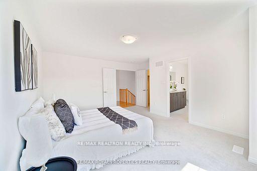 Photo 17 of 352 Coronation Road, Whitby, Rural Whitby — HOMEH