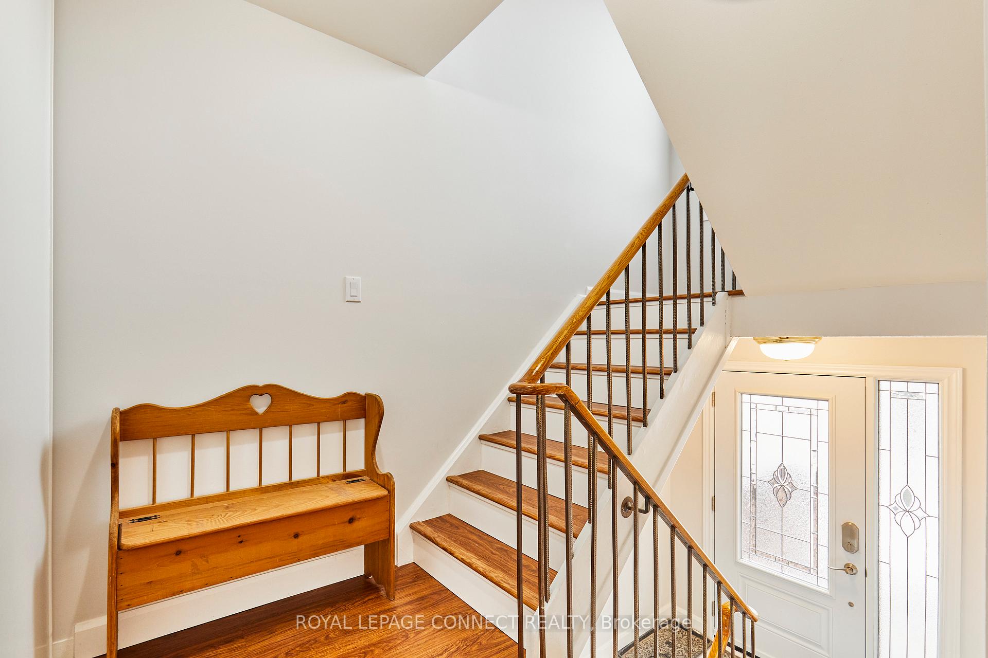 Photo 7 of 1583 Alwin Circle, Pickering, Village East — HOMEH
