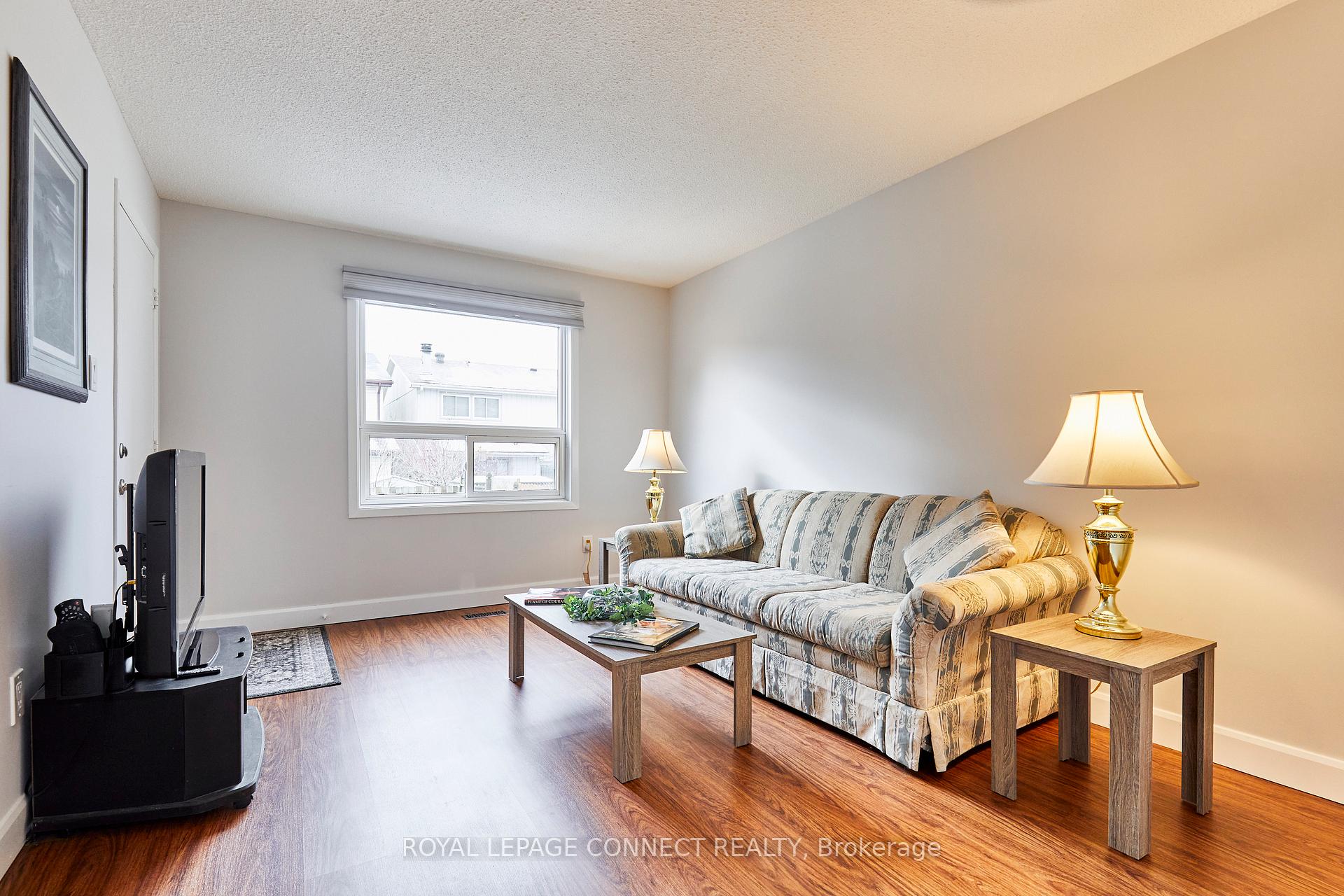Photo 17 of 1583 Alwin Circle, Pickering, Village East — HOMEH