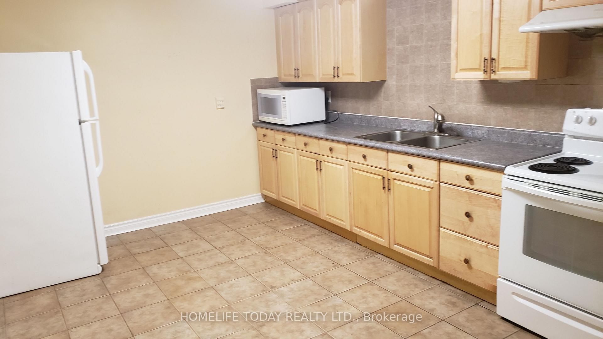 Photo 3 of Unit Bsmt, 320 Forest Run Boulevard, Vaughan, Patterson — HOMEH