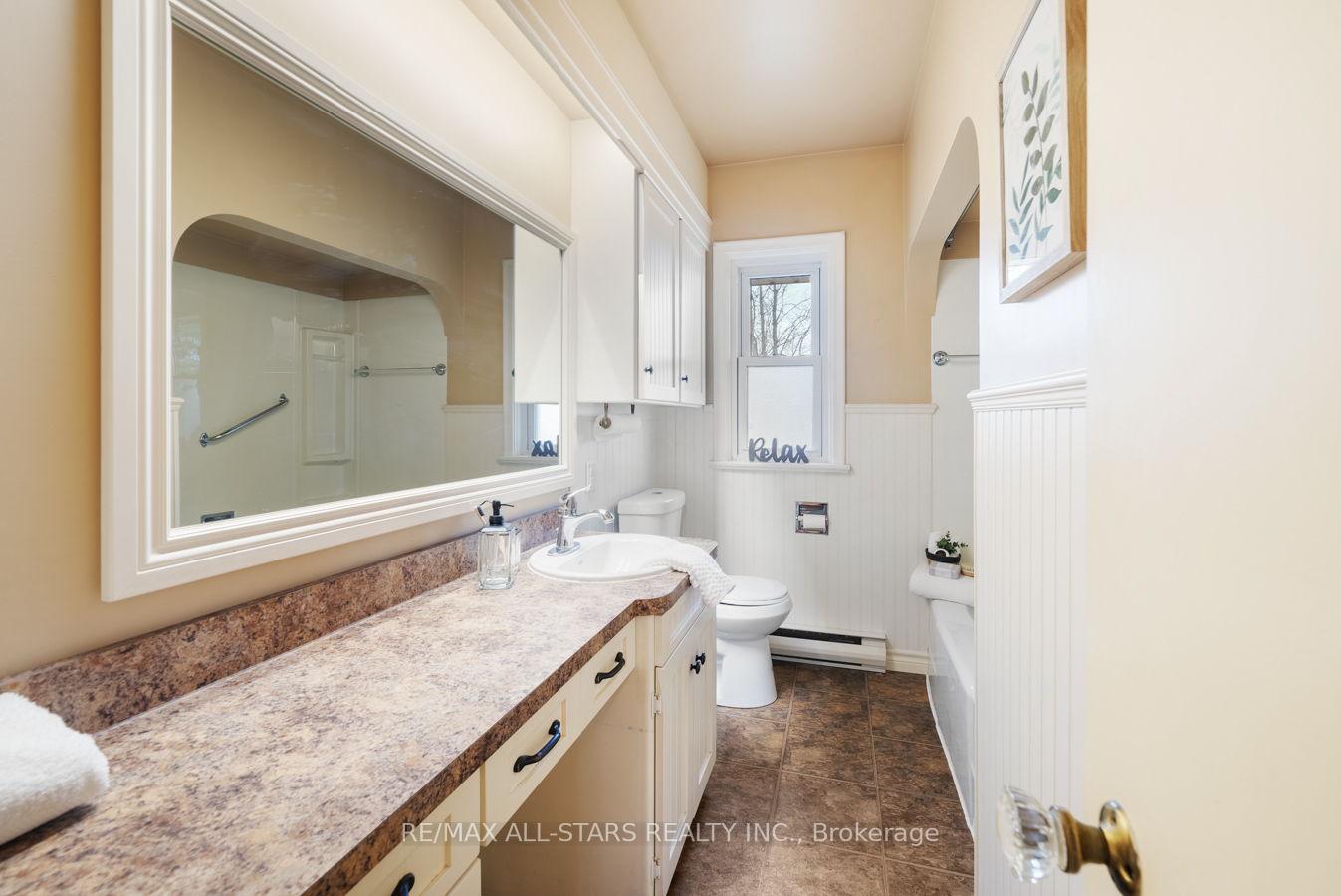 Photo 15 of 1718 Lane Street, Pickering, Rural Pickering — HOMEH