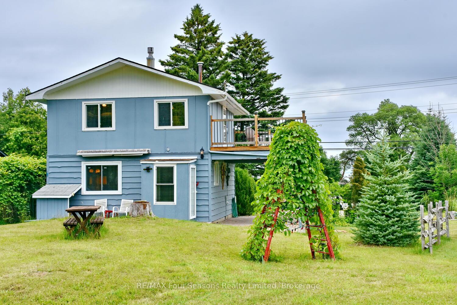 Photo 3 of 209540 Highway 26 W, Blue Mountains — HOMEH
