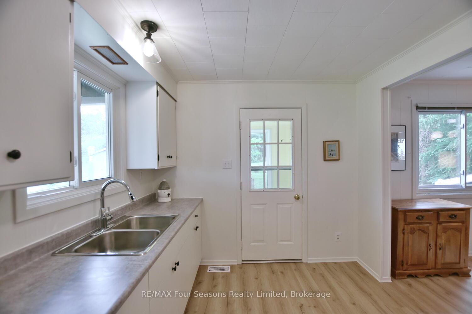 Photo 11 of 209540 Highway 26 W, Blue Mountains — HOMEH