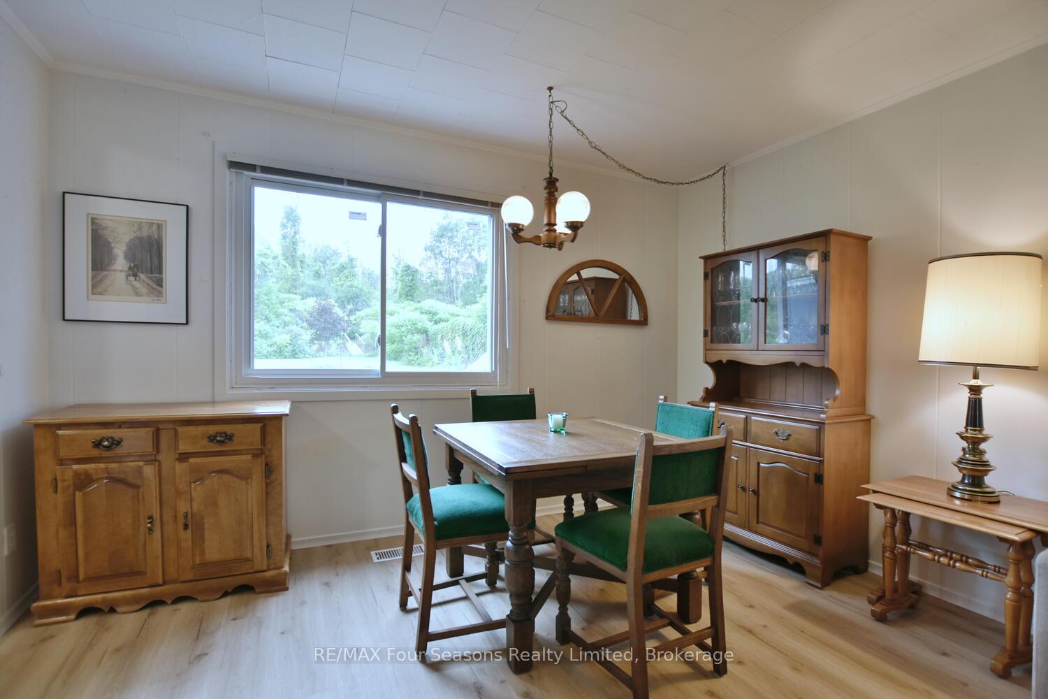 Photo 15 of 209540 Highway 26 W, Blue Mountains — HOMEH