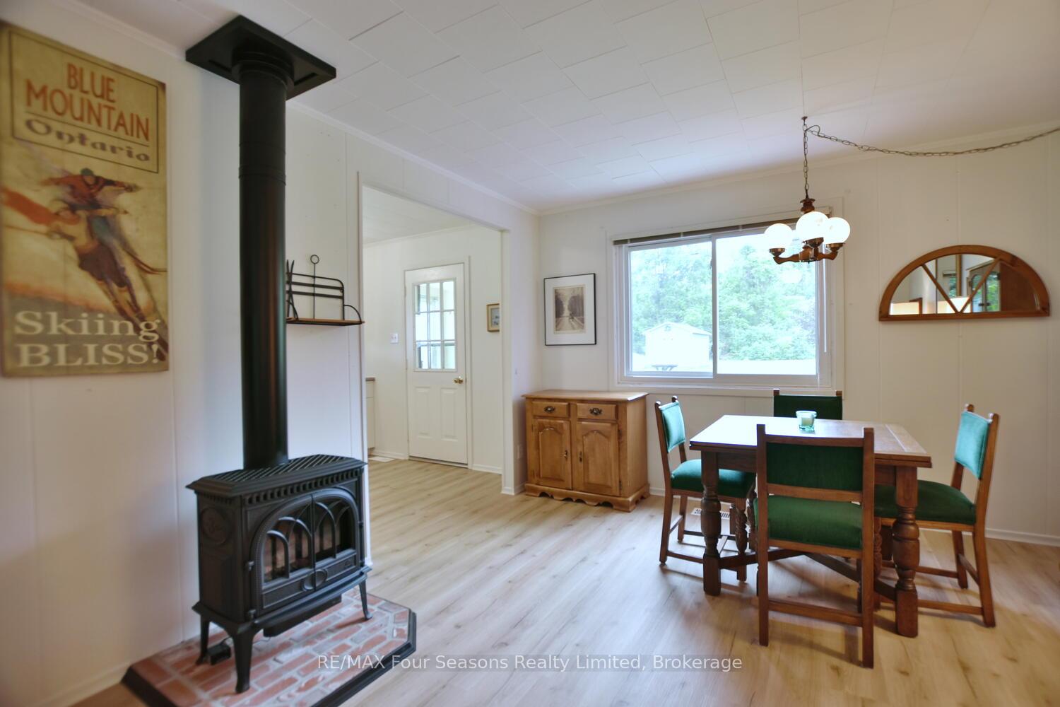Photo 13 of 209540 Highway 26 W, Blue Mountains — HOMEH