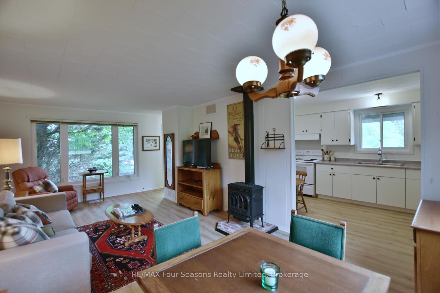 Photo 14 of 209540 Highway 26 W, Blue Mountains — HOMEH