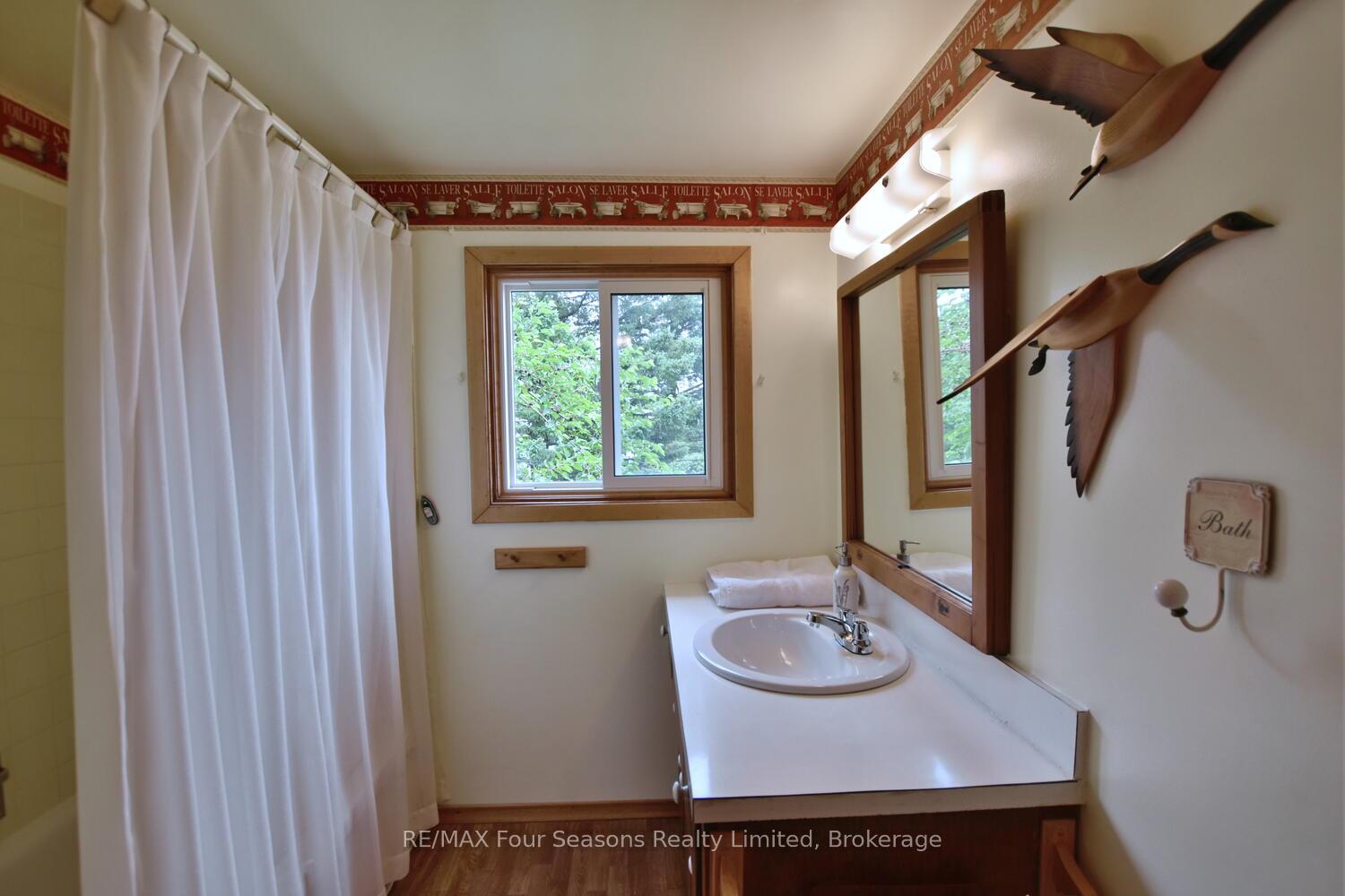 Photo 23 of 209540 Highway 26 W, Blue Mountains — HOMEH