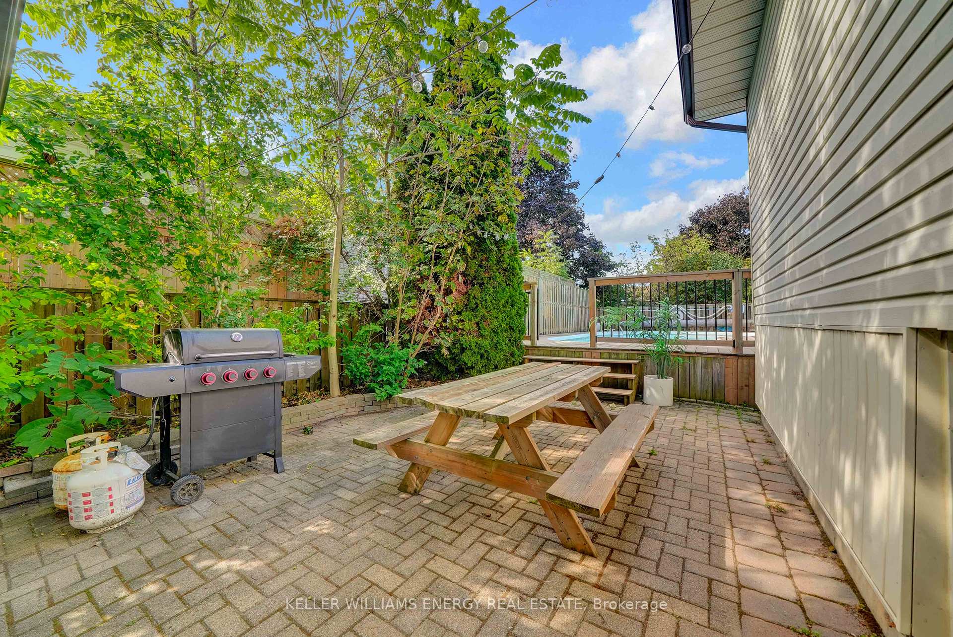Photo 35 of 27 First Avenue, Prince Edward County, Wellington Ward — HOMEH