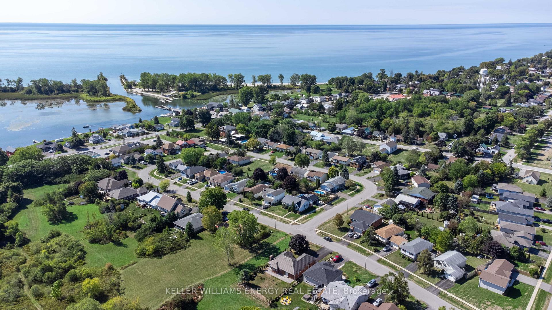 Photo 43 of 27 First Avenue, Prince Edward County, Wellington Ward — HOMEH
