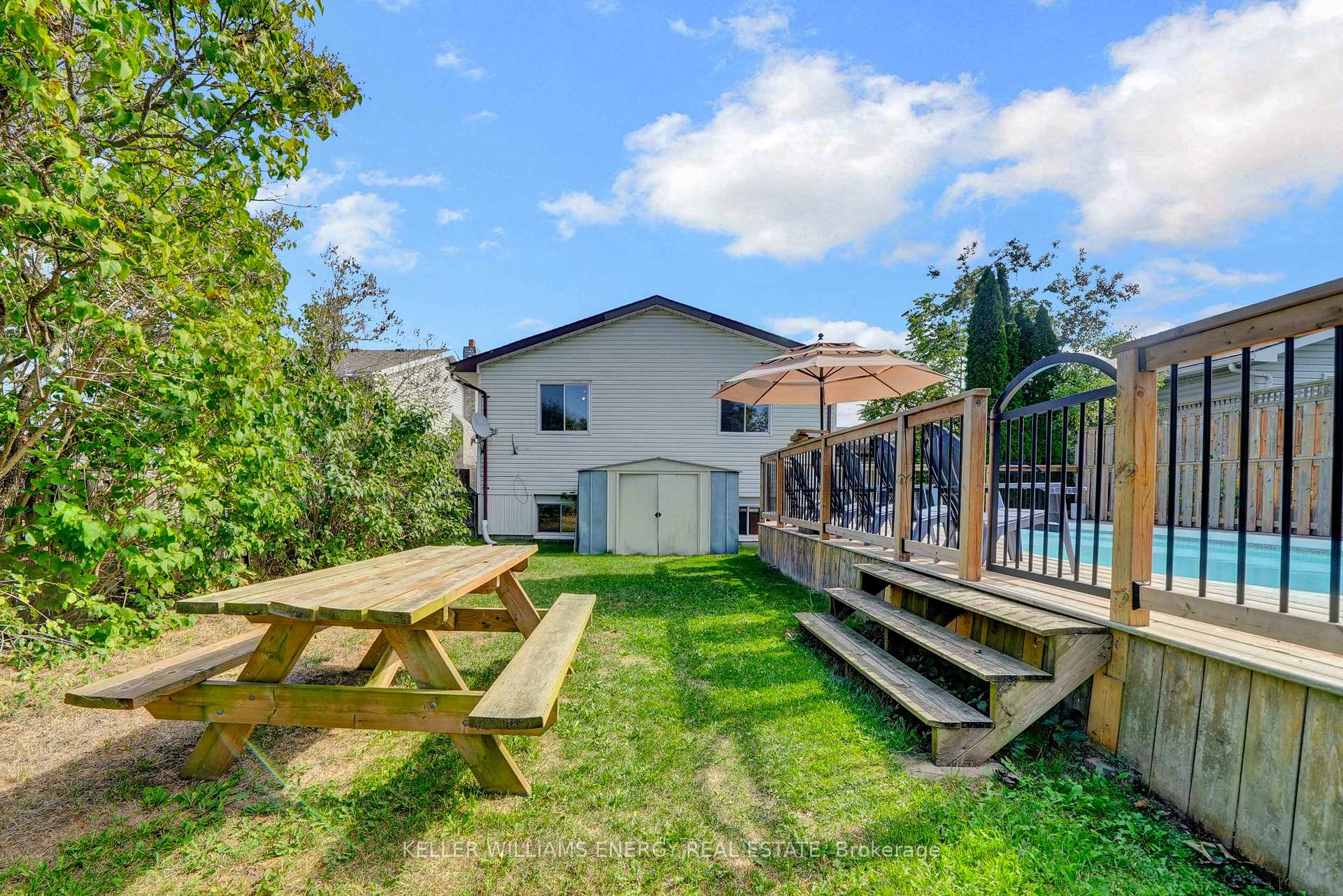 Photo 45 of 27 First Avenue, Prince Edward County, Wellington Ward — HOMEH