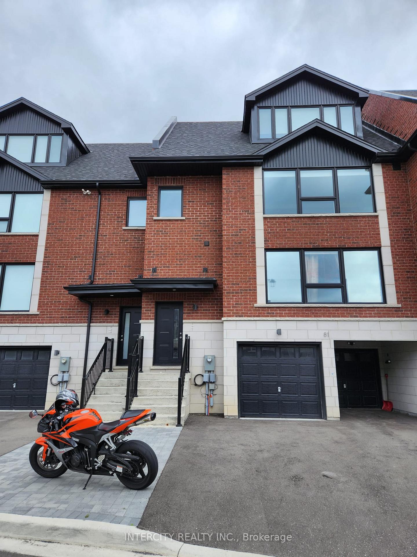 Photo 1 of Unit 1, 81 Vedette Way, Vaughan, East Woodbridge — HOMEH