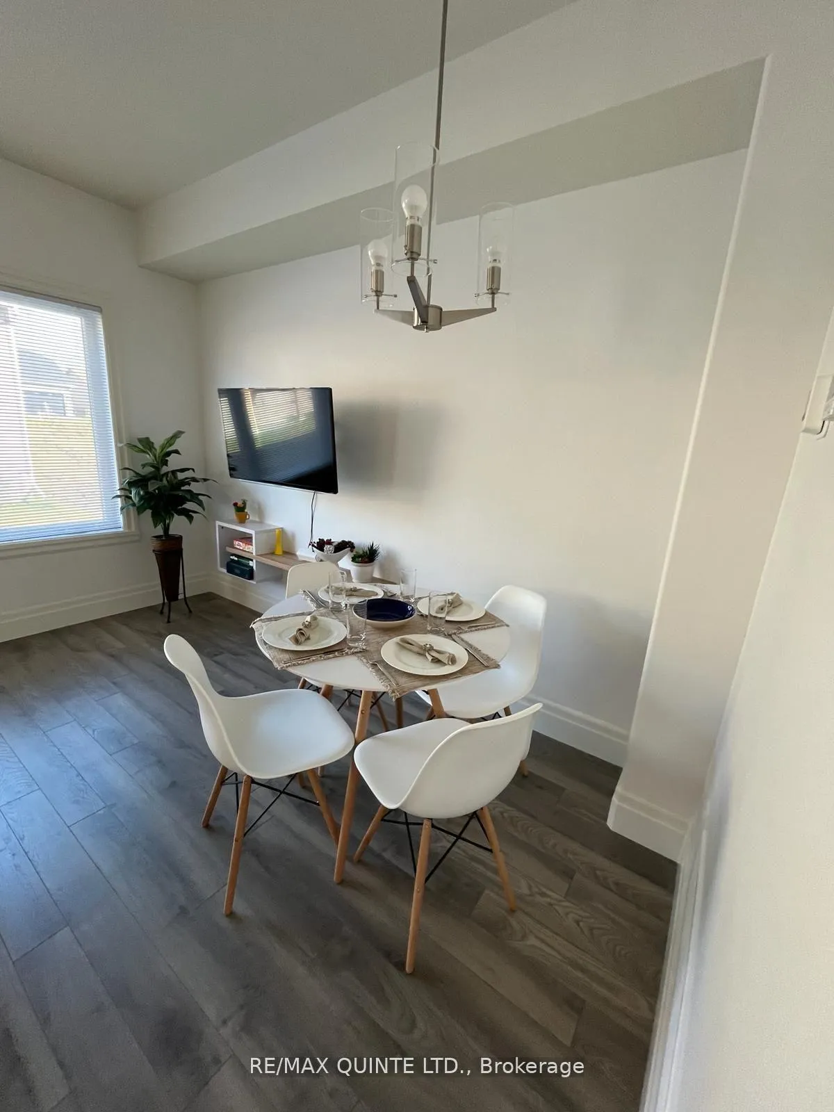 Photo 10 of 54 Campbell Crescent, Prince Edward County, North Marysburg Ward — HOMEH