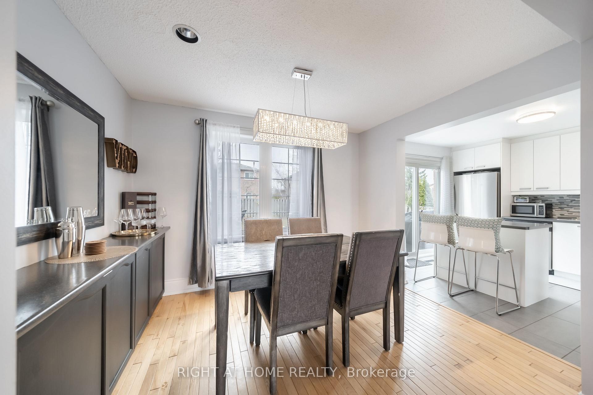 Photo 7 of 619 Beckworth Square, Pickering, Amberlea — HOMEH