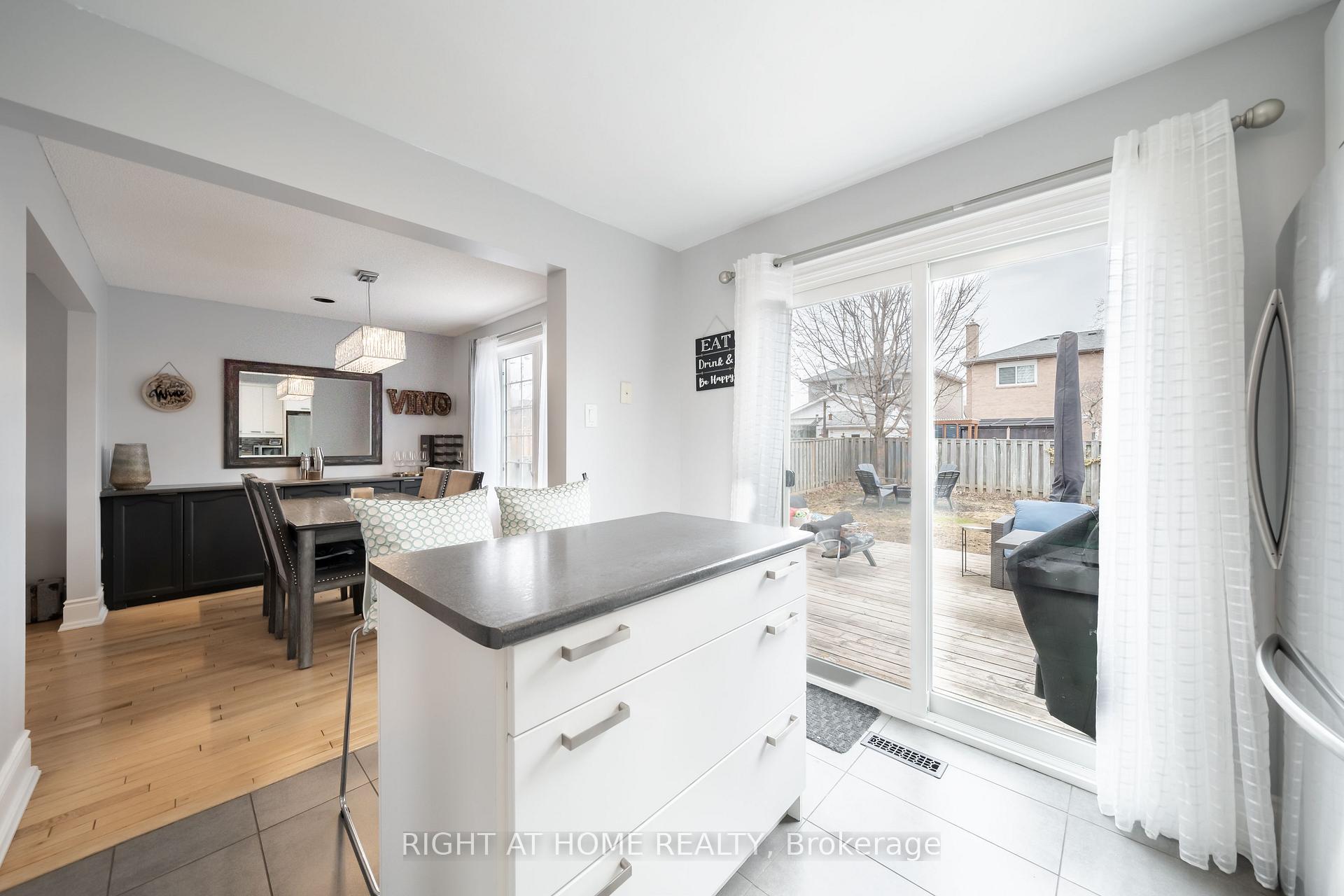 Photo 8 of 619 Beckworth Square, Pickering, Amberlea — HOMEH