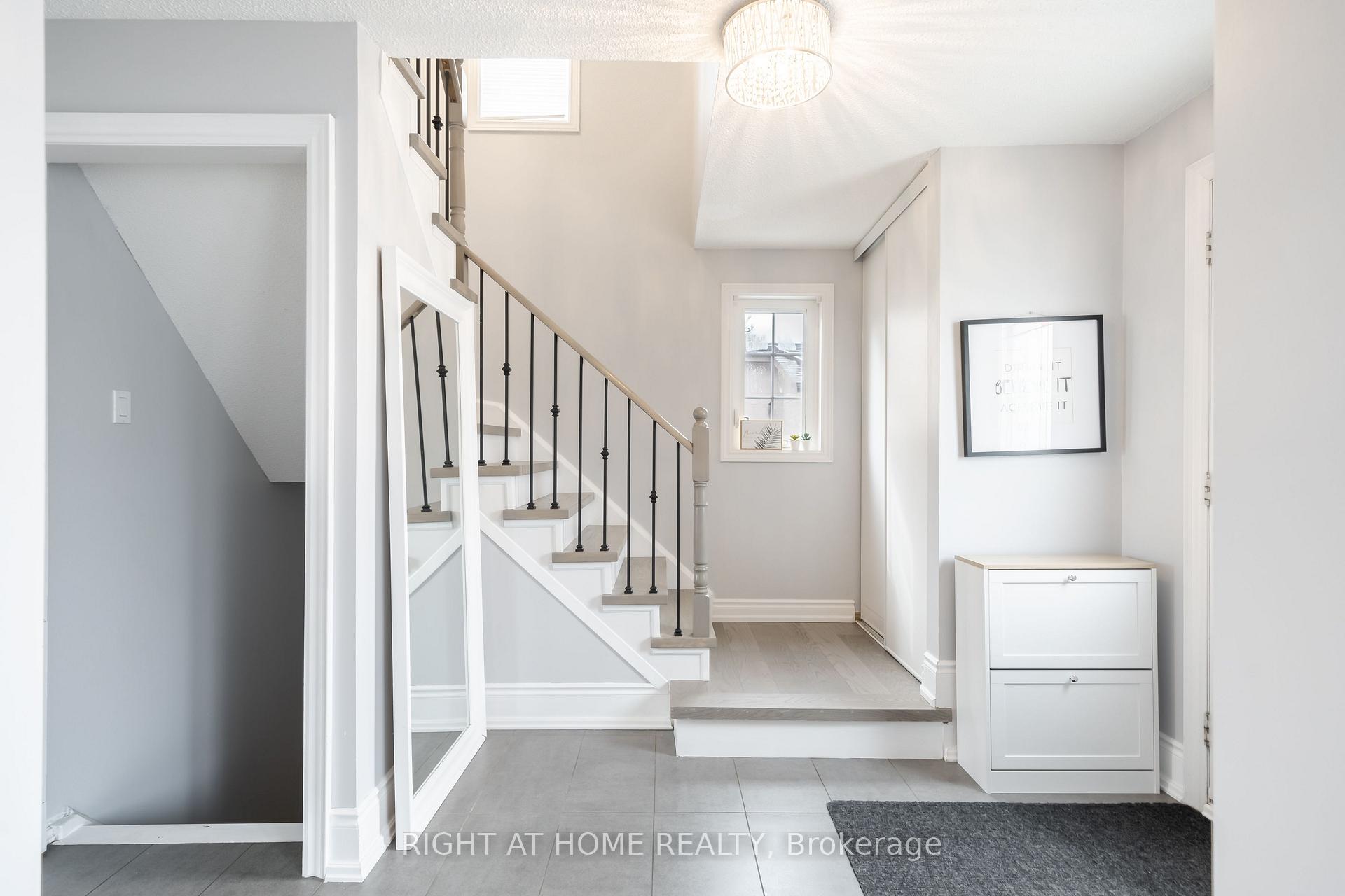 Photo 12 of 619 Beckworth Square, Pickering, Amberlea — HOMEH