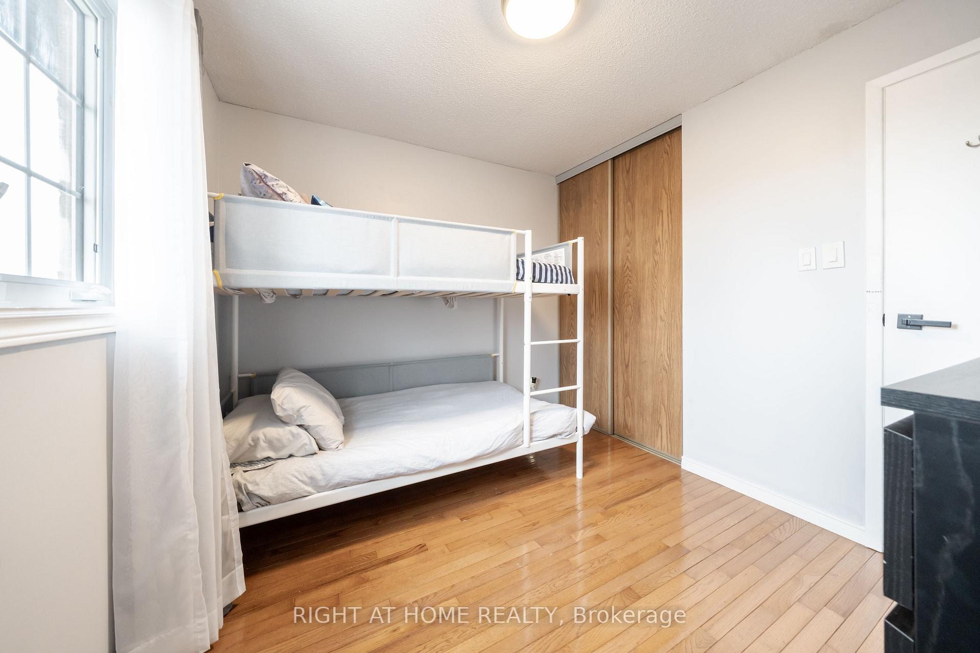Photo 16 of 619 Beckworth Square, Pickering, Amberlea — HOMEH