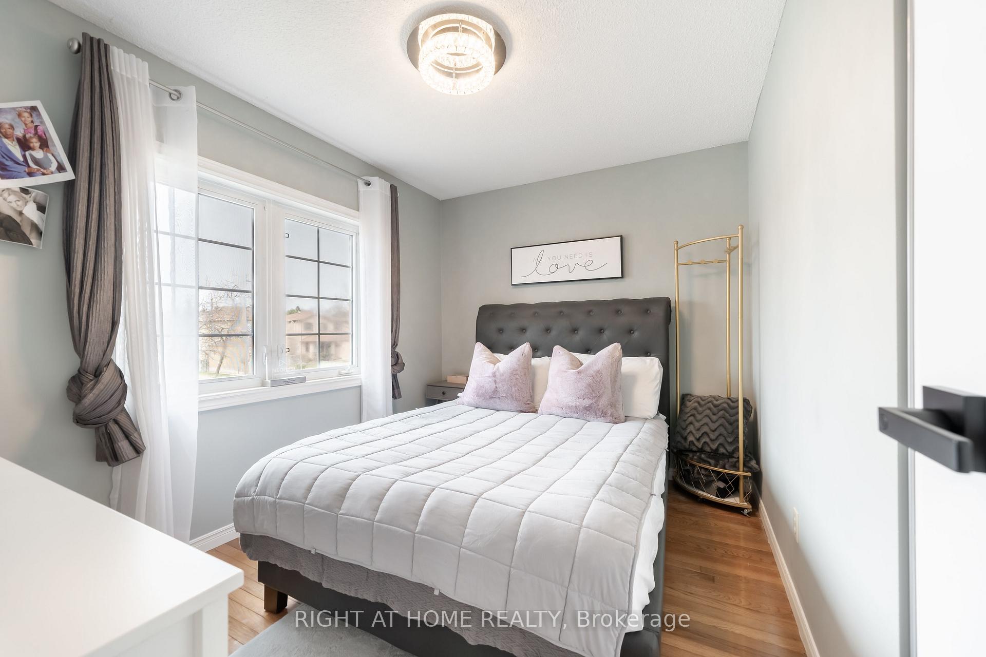 Photo 17 of 619 Beckworth Square, Pickering, Amberlea — HOMEH