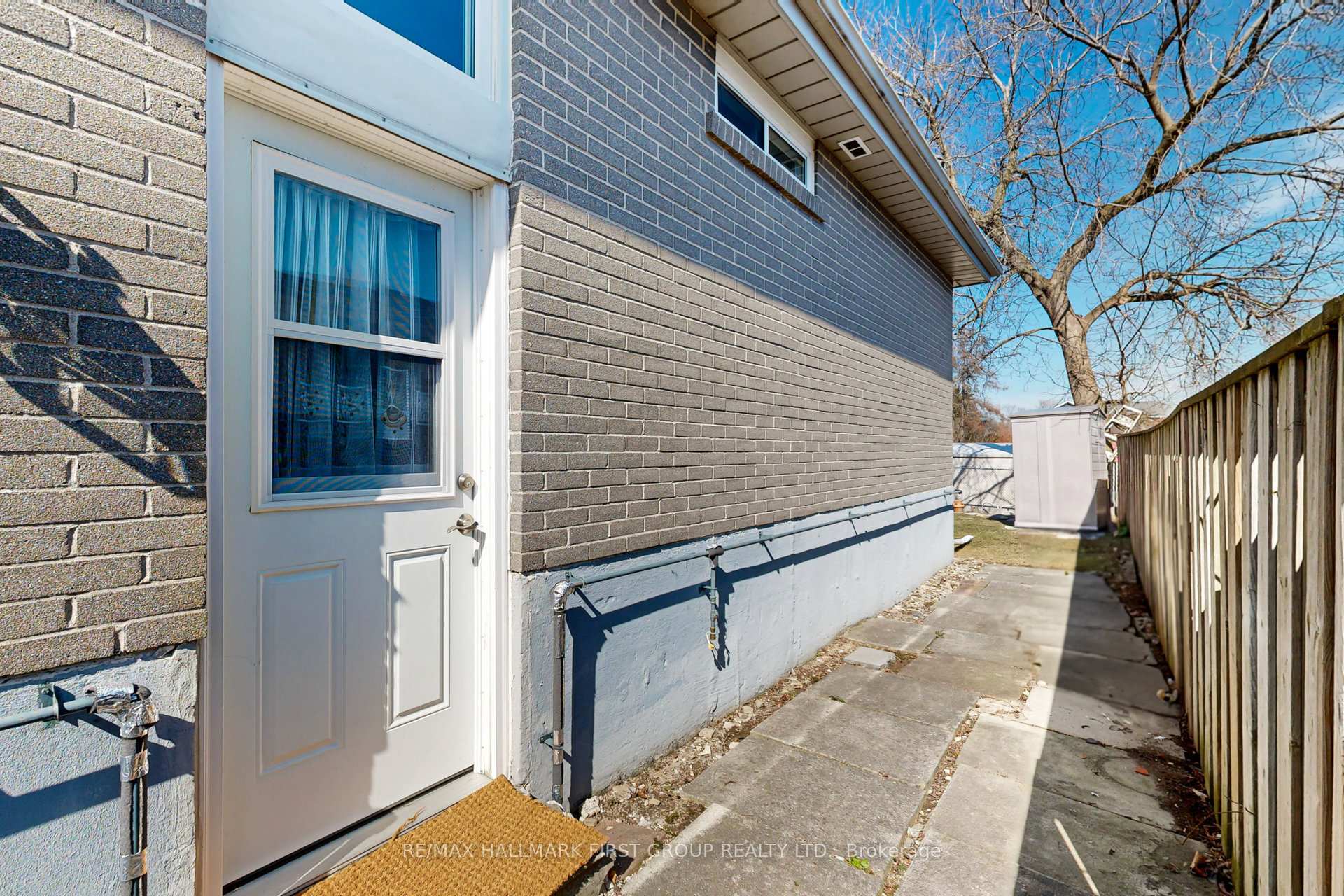 Photo 40 of 968 Oklahoma Drive, Pickering, West Shore — HOMEH