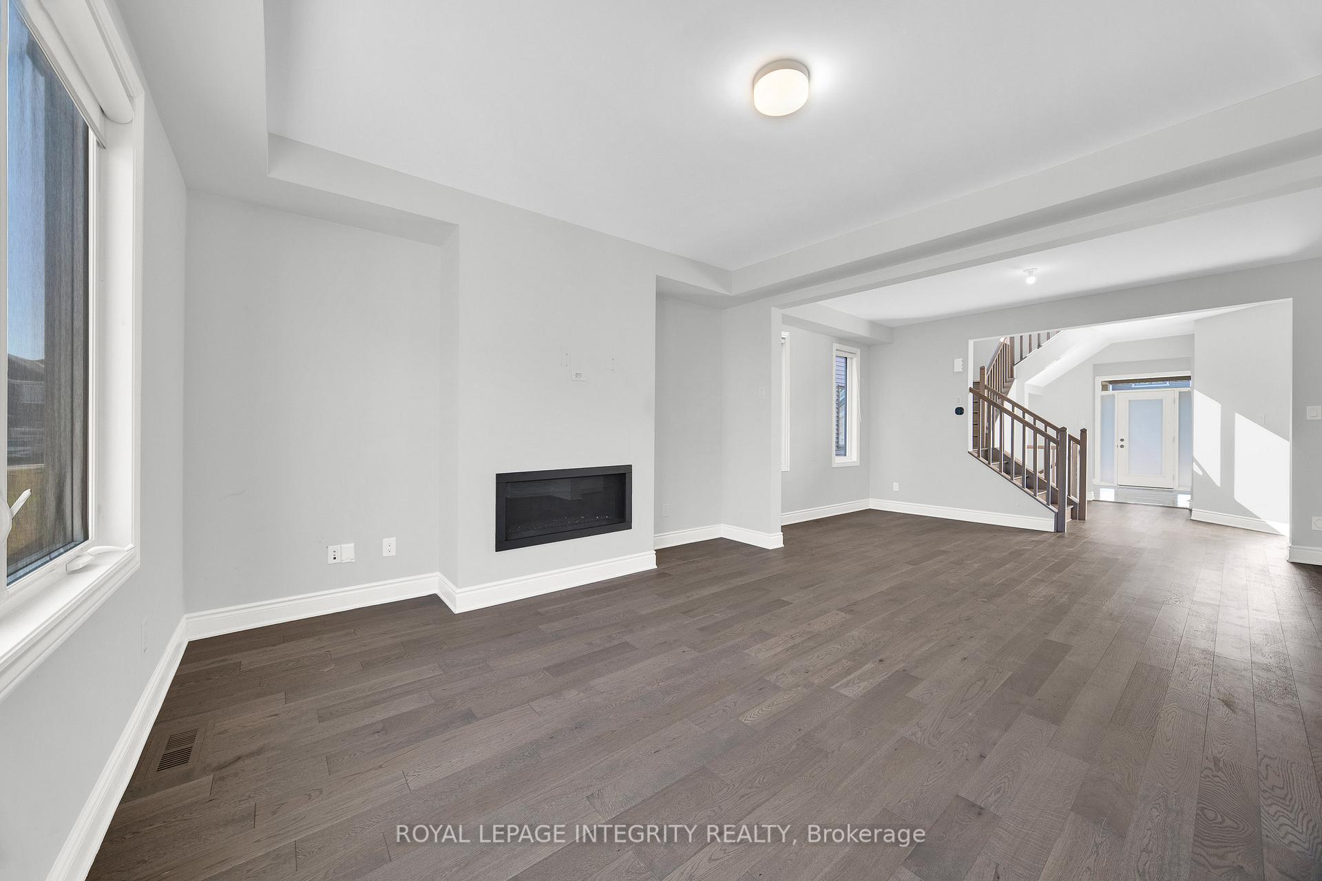 Photo 5 of 18 Racemose Street, Ottawa, Barrhaven - Half Moon Bay — HOMEH
