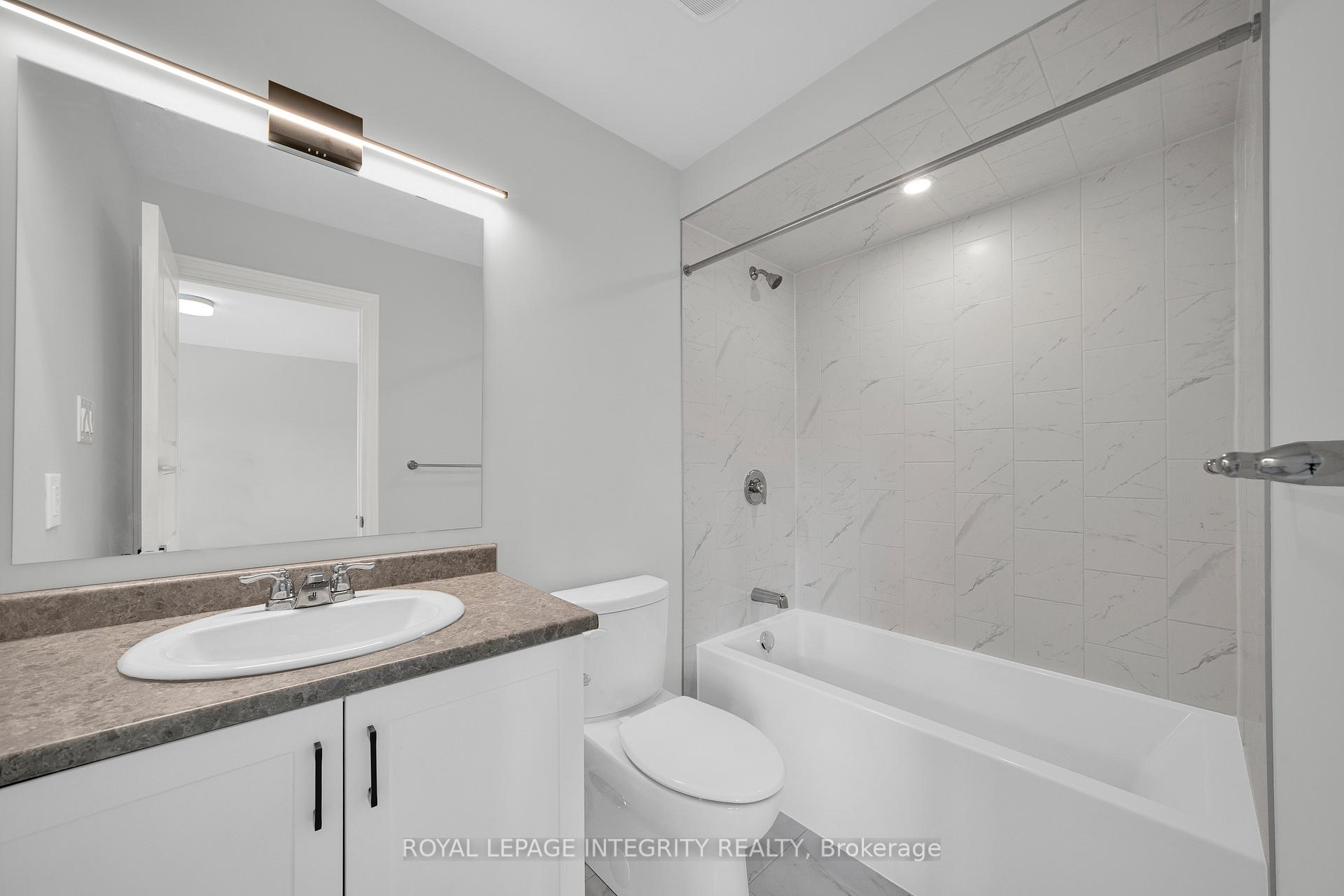 Photo 17 of 18 Racemose Street, Ottawa, Barrhaven - Half Moon Bay — HOMEH