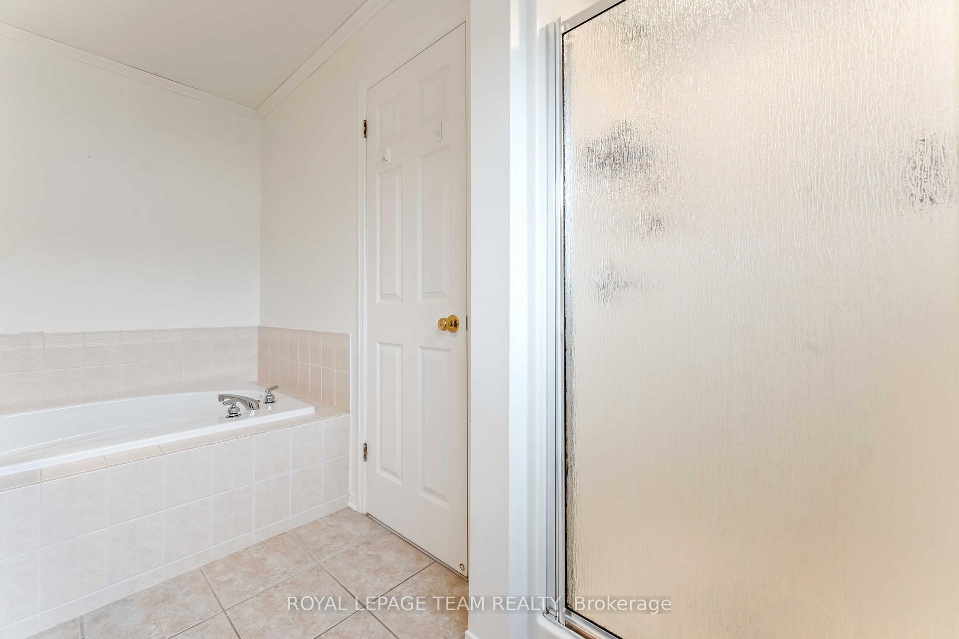Photo 20 of 7 Fairpark Drive, Ottawa, Barrhaven East — HOMEH