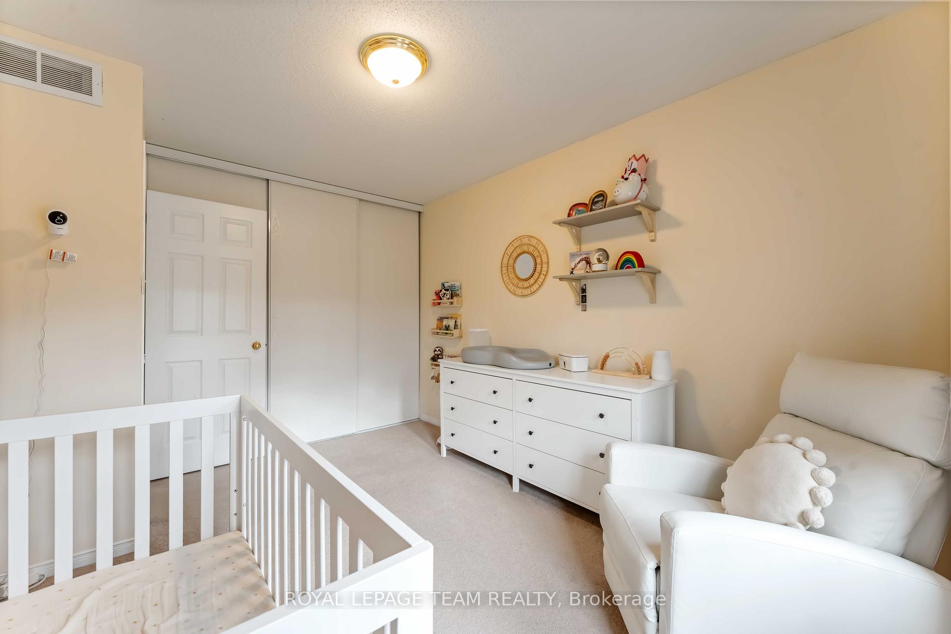 Photo 23 of 7 Fairpark Drive, Ottawa, Barrhaven East — HOMEH