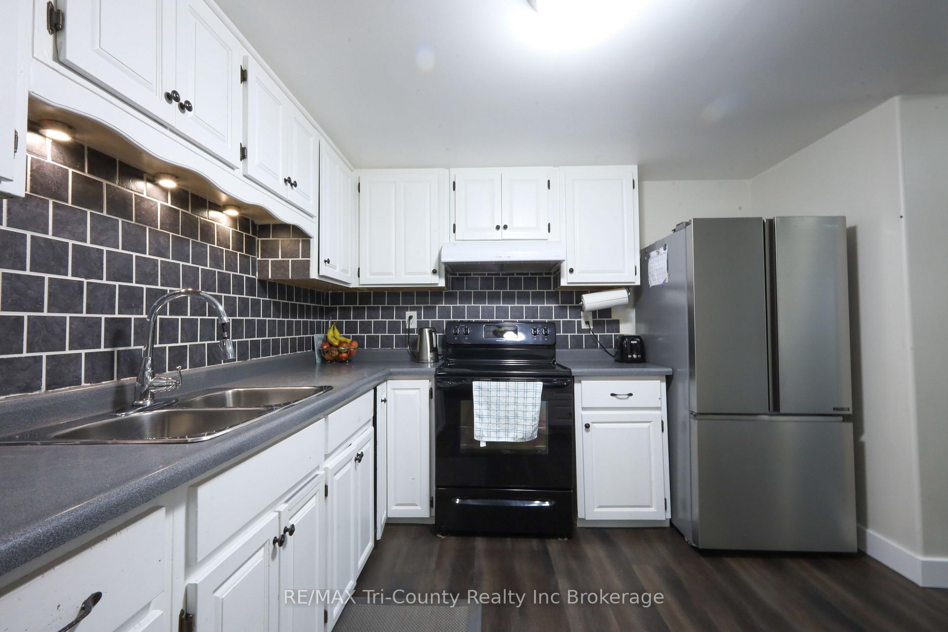 Photo 23 of 89 Elk Street, Aylmer — HOMEH