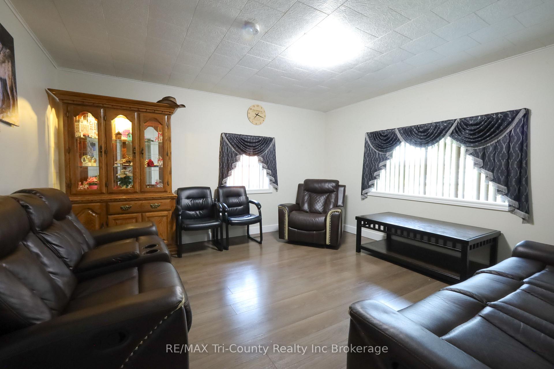 Photo 21 of 89 Elk Street, Aylmer — HOMEH