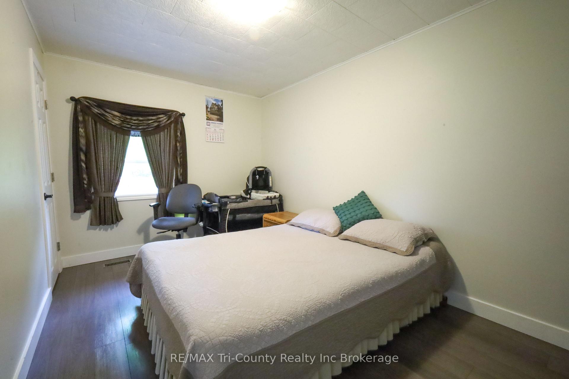 Photo 25 of 89 Elk Street, Aylmer — HOMEH