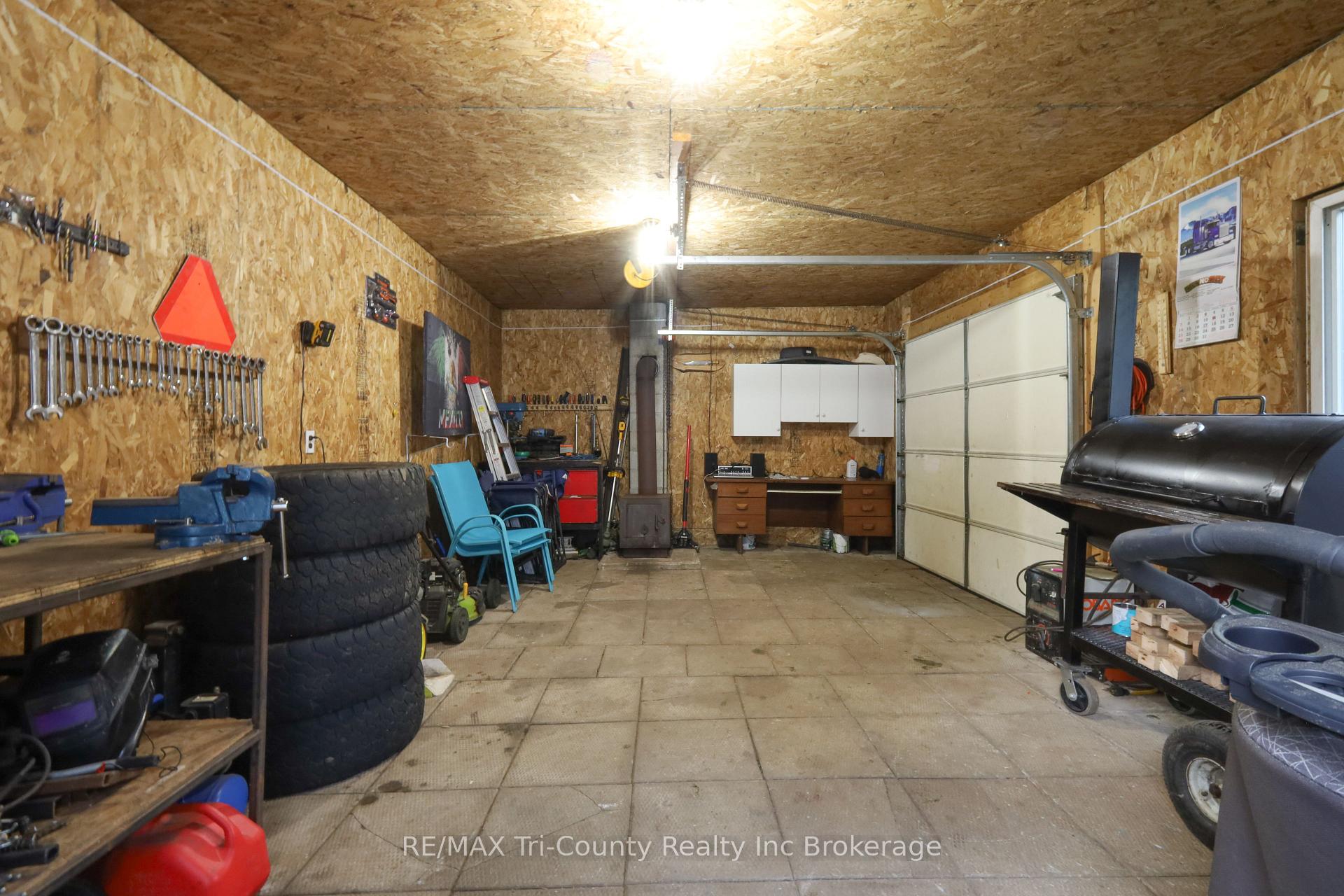 Photo 41 of 89 Elk Street, Aylmer — HOMEH