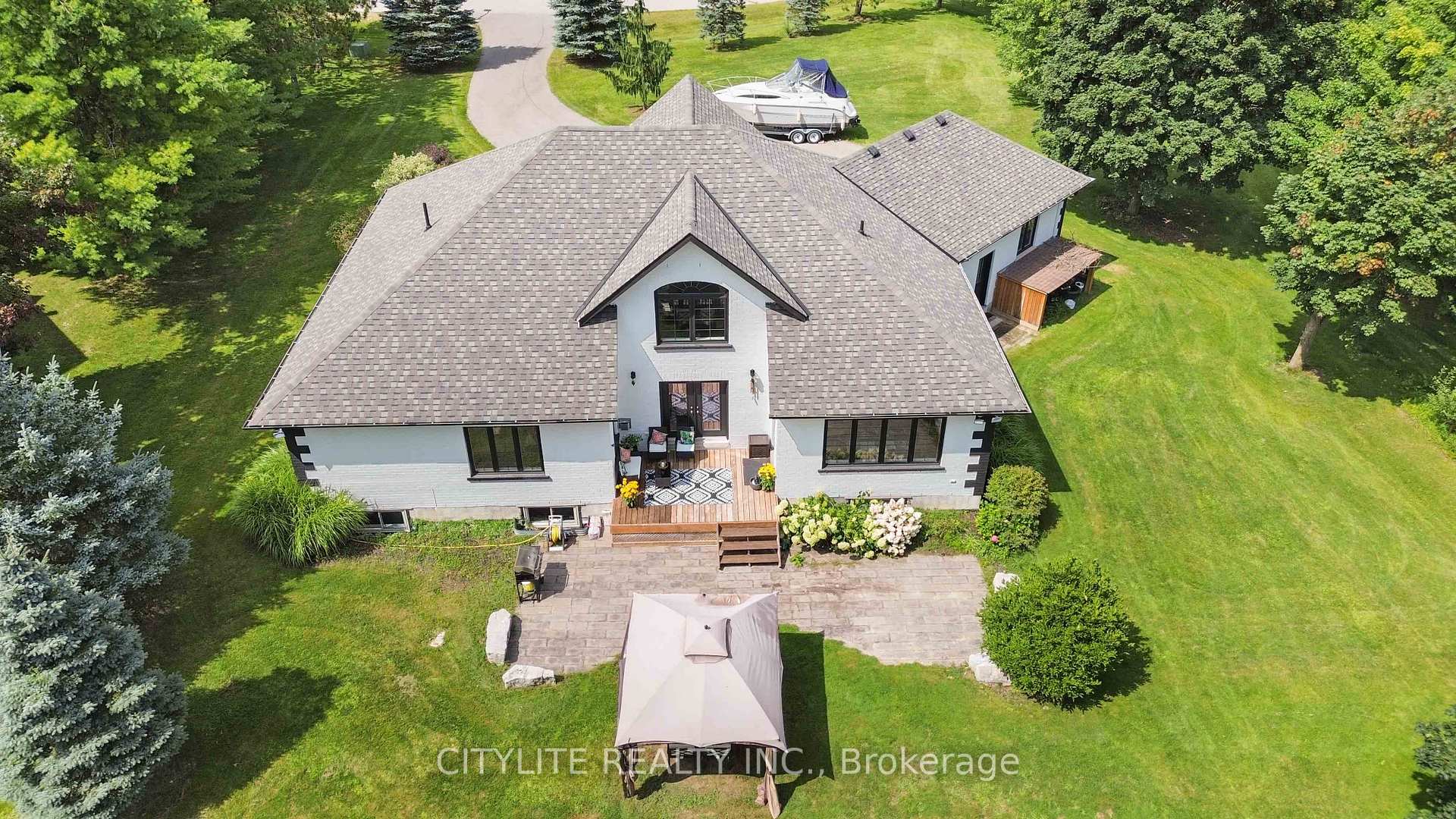 Photo 3 of 2465 Sandtrap Court, Pickering, Rural Pickering — HOMEH