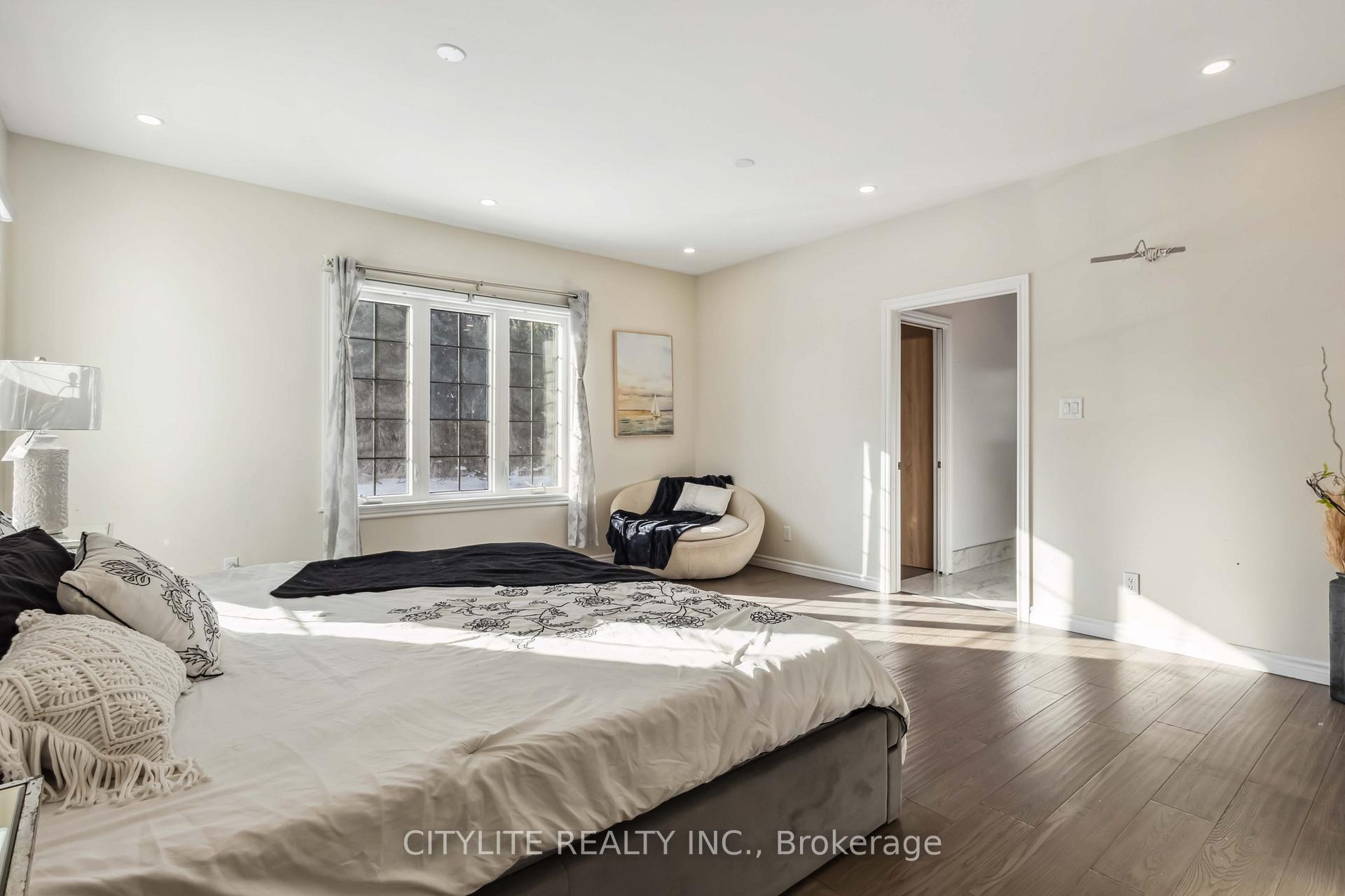Photo 16 of 2465 Sandtrap Court, Pickering, Rural Pickering — HOMEH