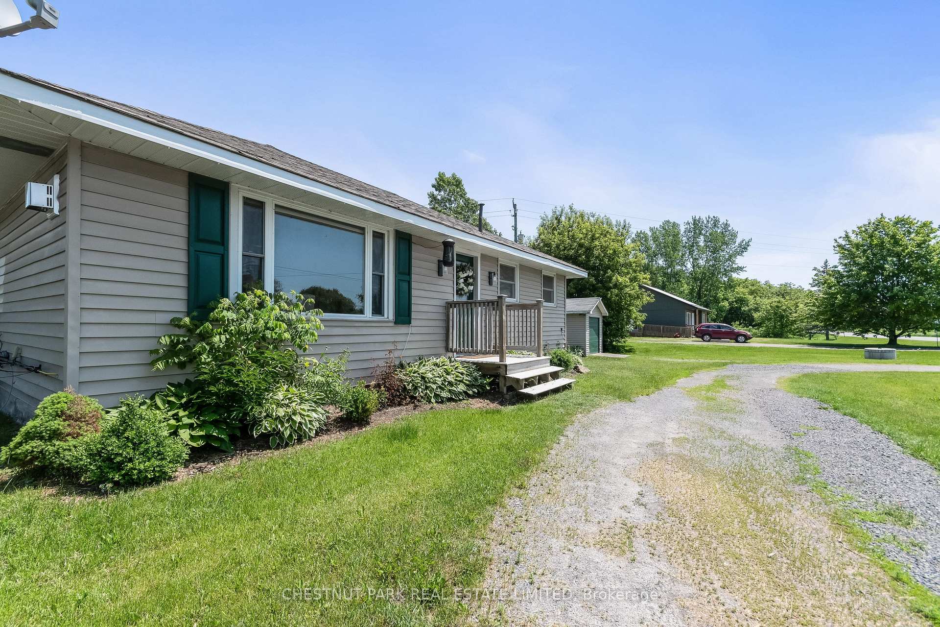 Photo 2 of 1805 County Road 10, Prince Edward County, Athol Ward — HOMEH