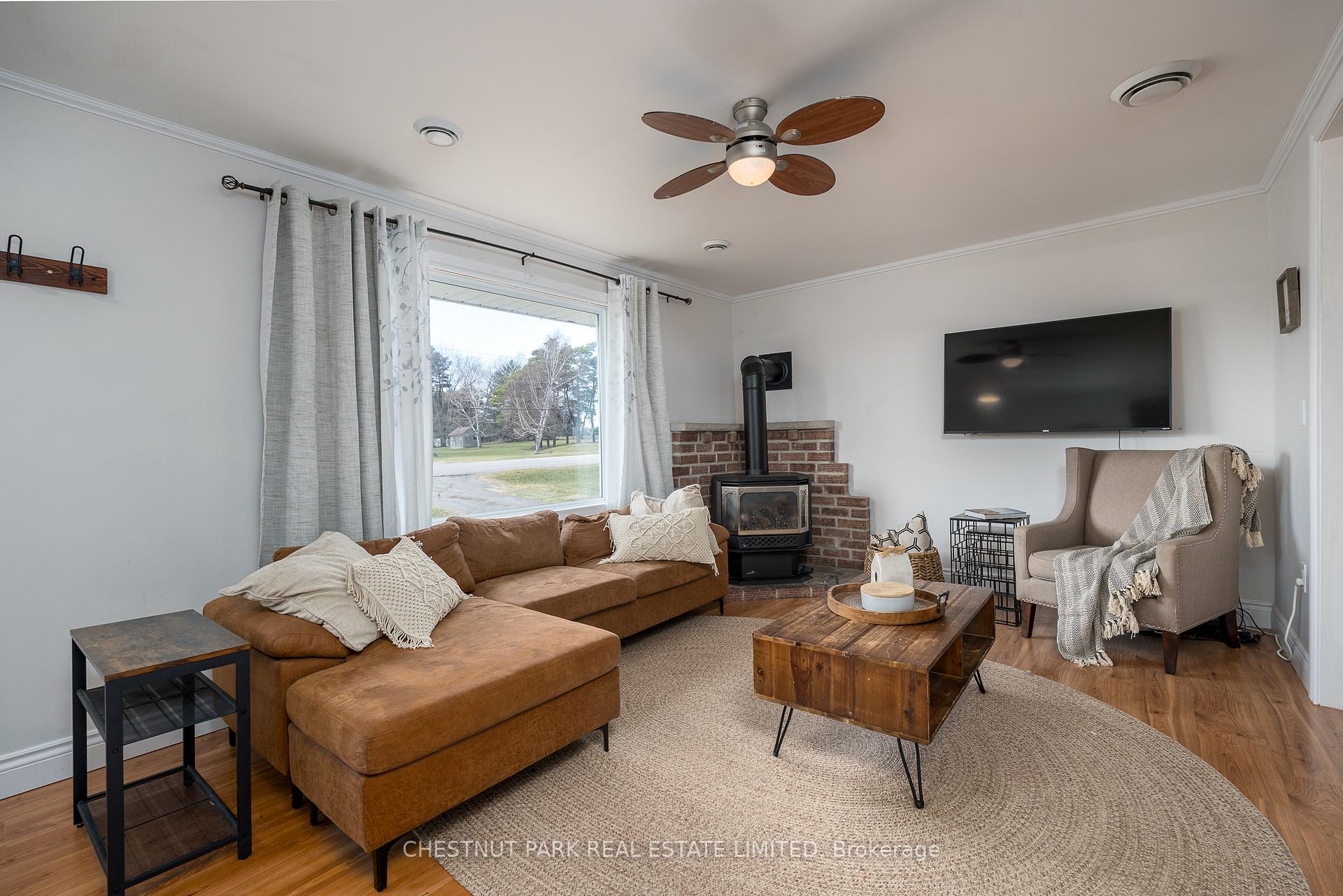 Photo 7 of 1805 County Road 10, Prince Edward County, Athol Ward — HOMEH