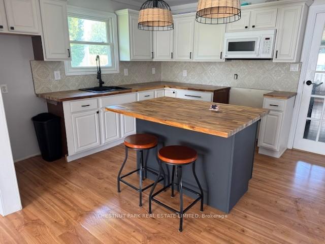 Photo 8 of 1805 County Road 10, Prince Edward County, Athol Ward — HOMEH