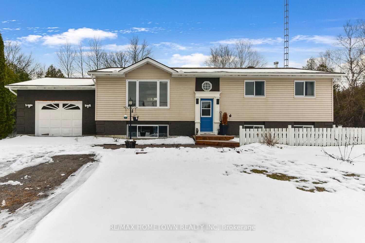 Photo 1 of 10300 Cty Road 15, Augusta, Augusta Twp — HOMEH