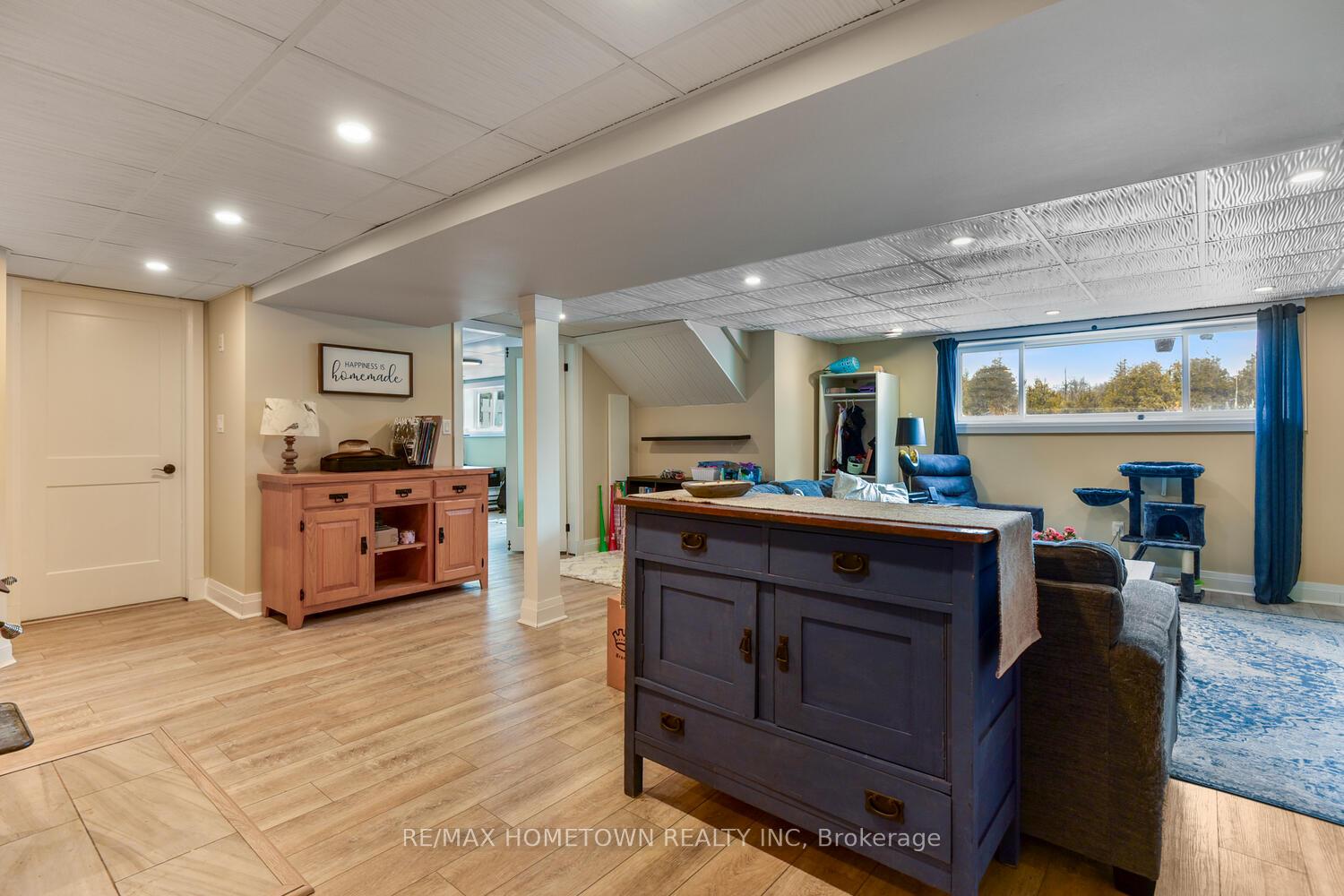 Photo 19 of 10300 Cty Road 15, Augusta, Augusta Twp — HOMEH