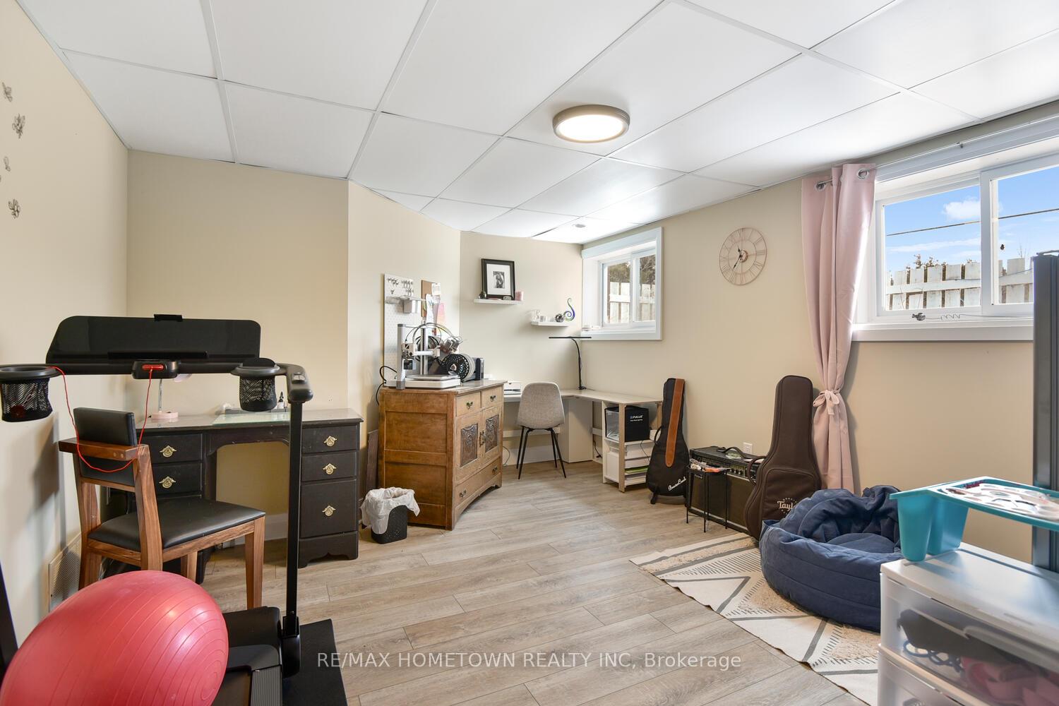 Photo 22 of 10300 Cty Road 15, Augusta, Augusta Twp — HOMEH
