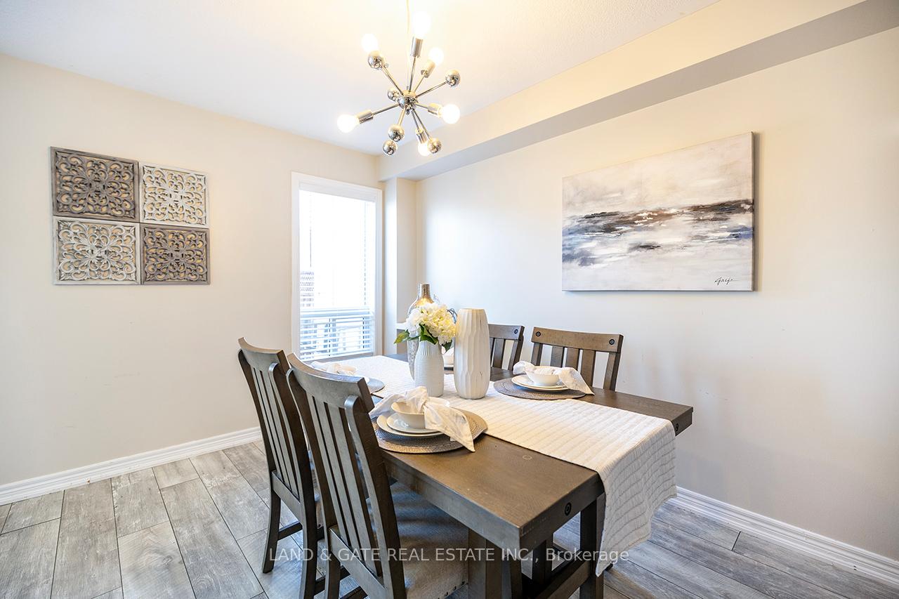 Photo 11 of 120 Warwick Avenue, Ajax, South East — HOMEH